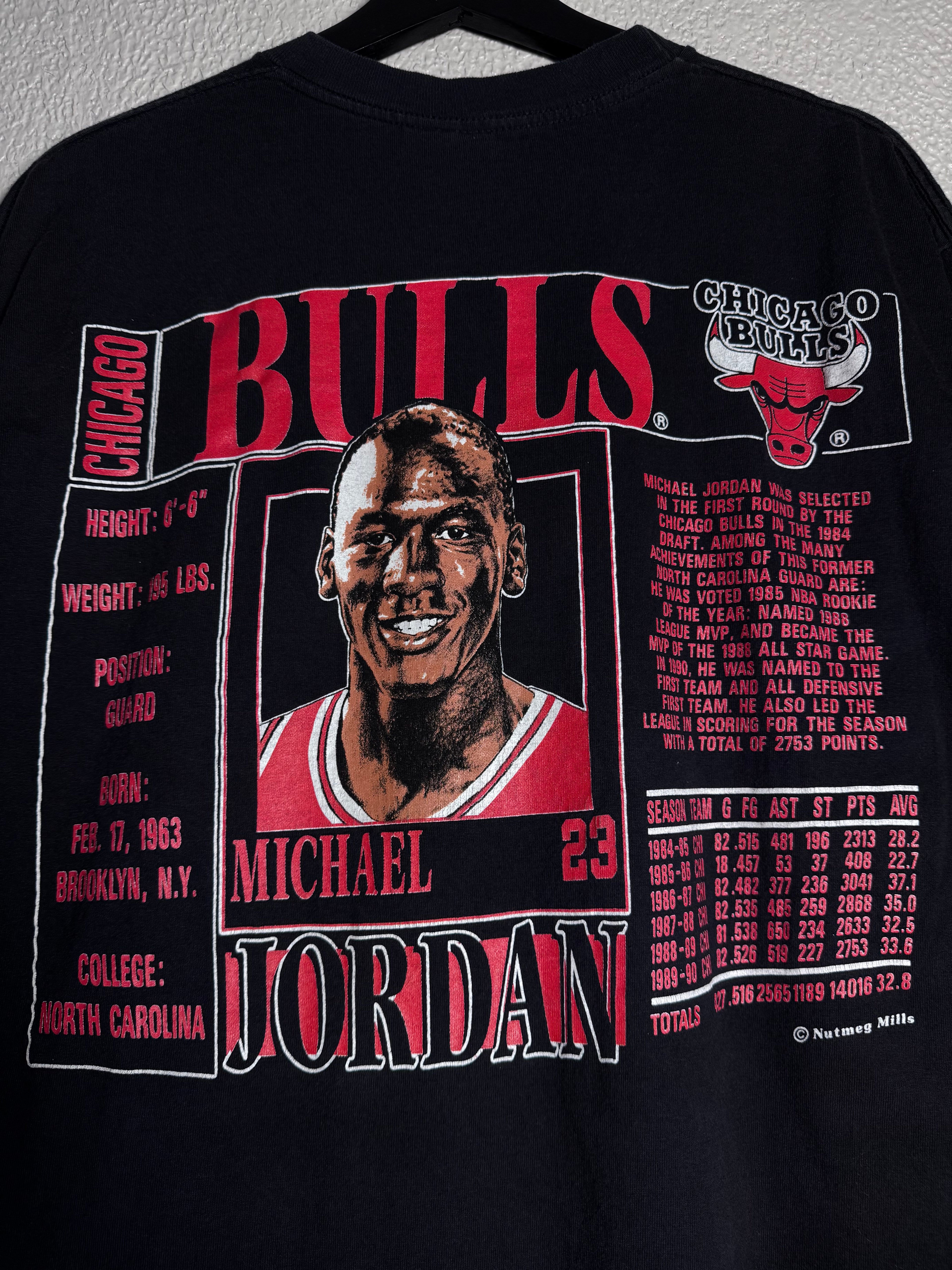 Vintage 1990s Chicago Bulls Nutmeg Michael Jordan Shirt