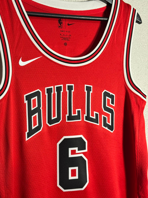 (NEW) Nike Chicago Bulls Caruso Size Small
