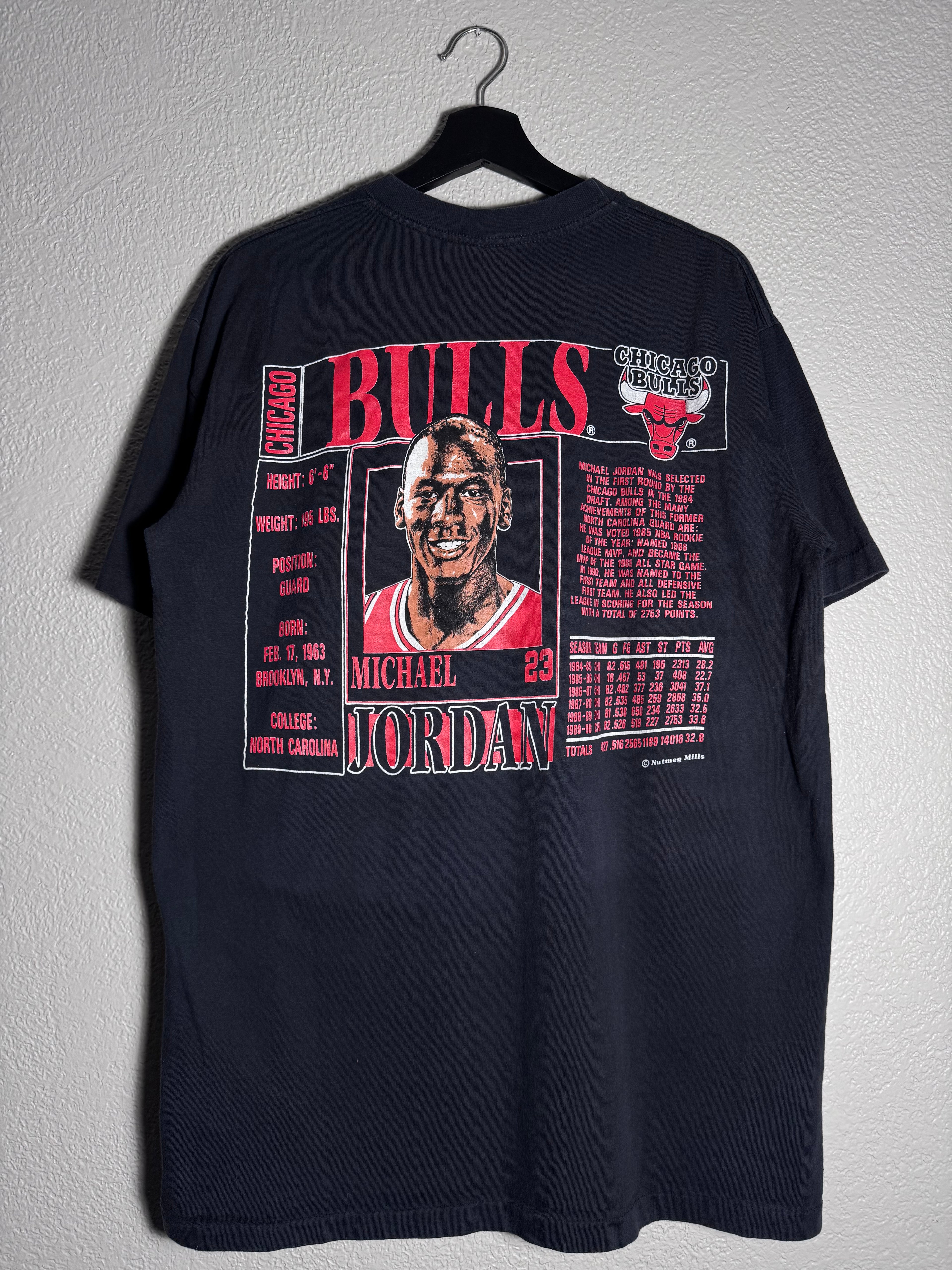 Vintage 1990s Chicago Bulls Nutmeg Michael Jordan Shirt