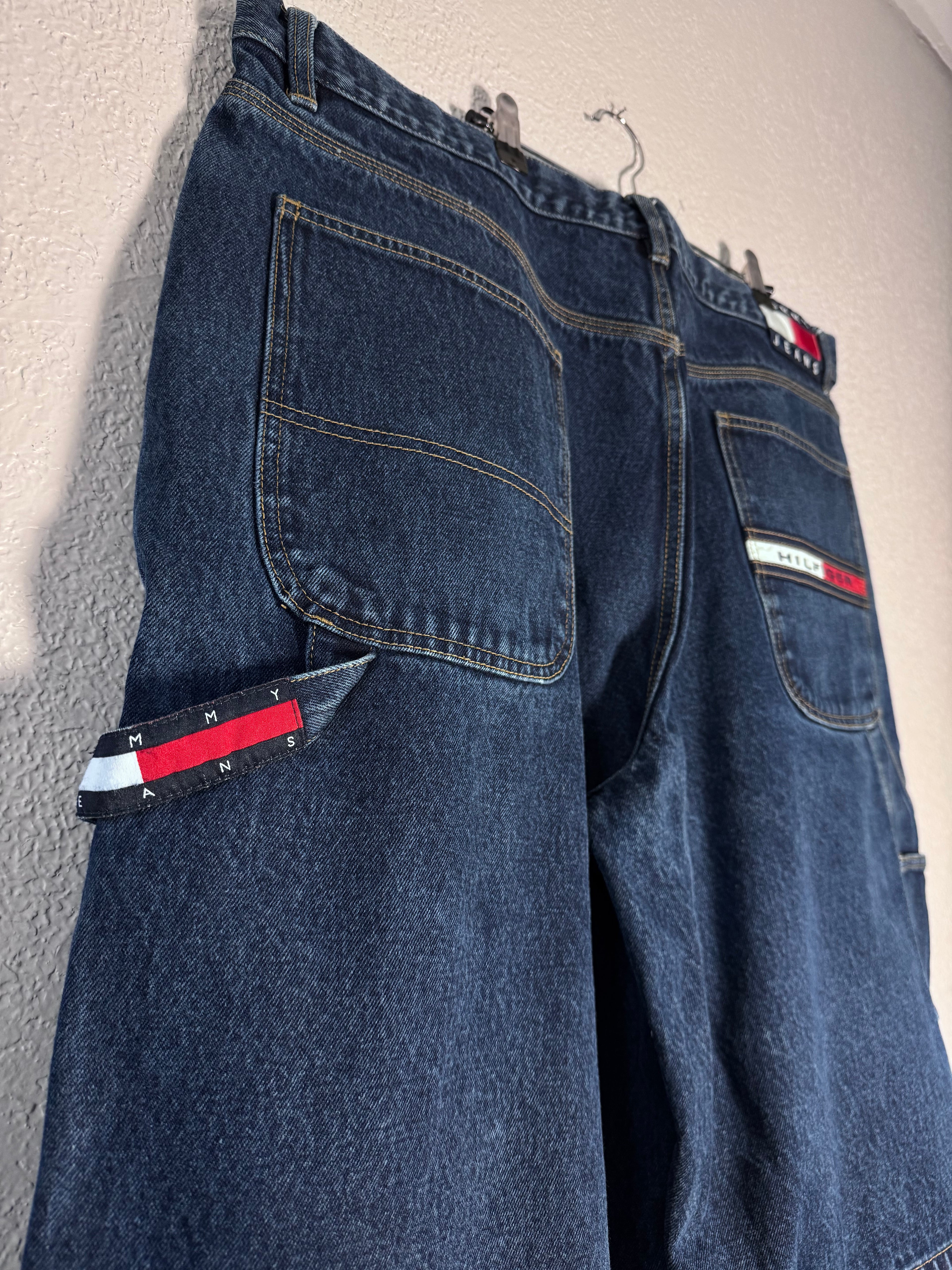 Vtg/Y2K Tommy Hilfiger Baggy Jean Shorts Size 42