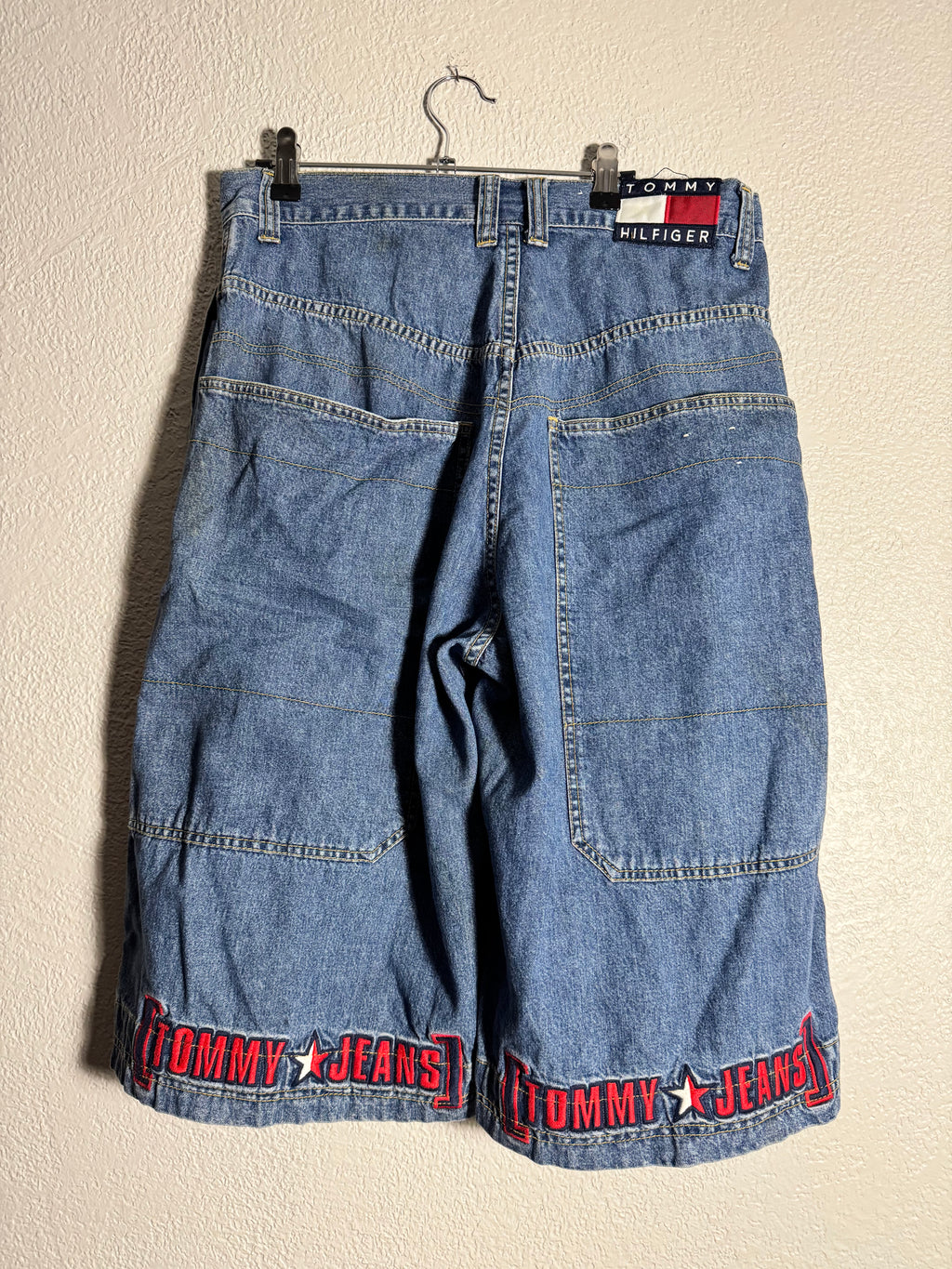 Vtg/Y2K Tommy Hilfiger Baggy Jean Shorts Size 32