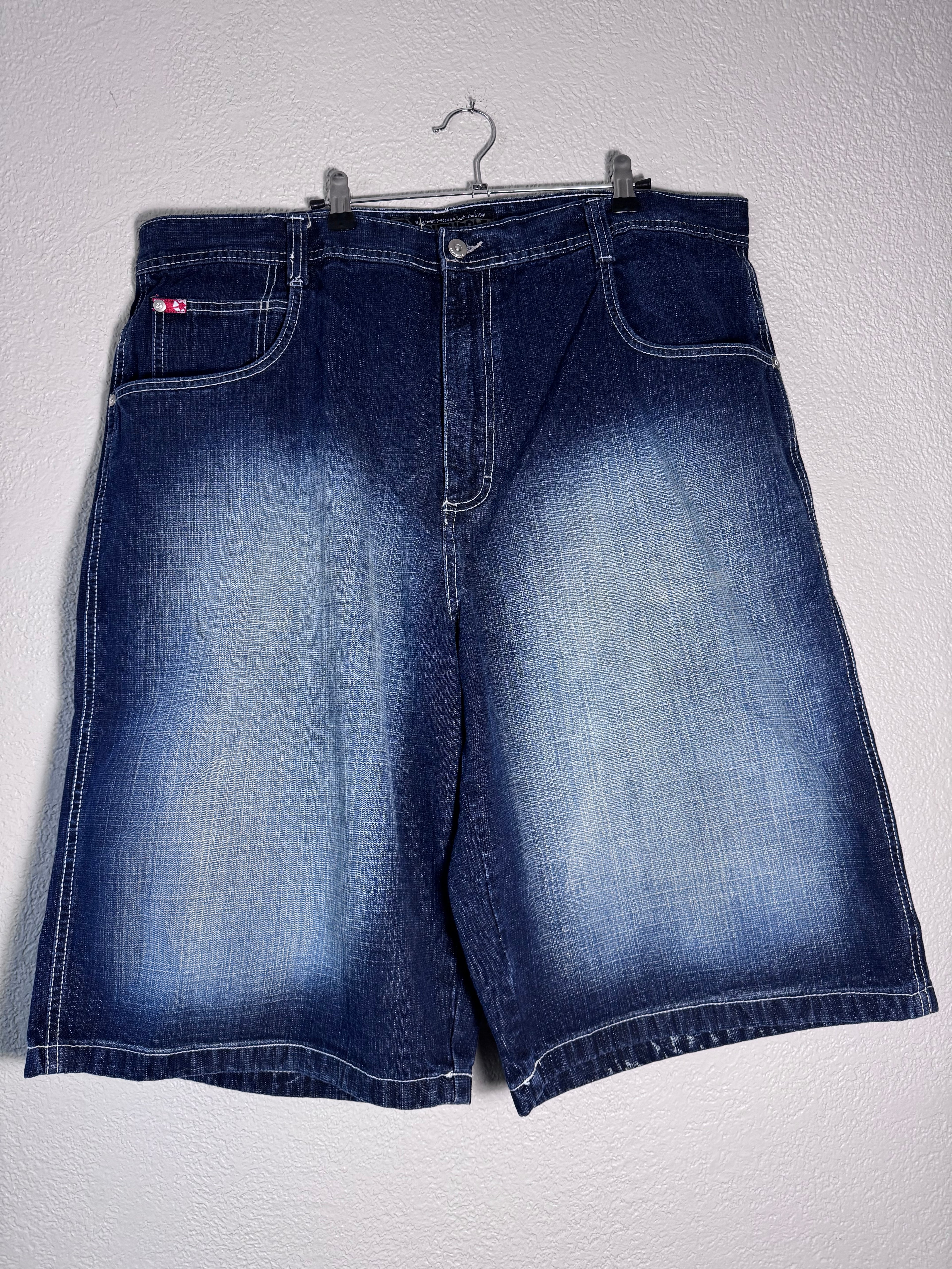 Vtg/Y2K South Pole Baggy Jean Shorts Size 42