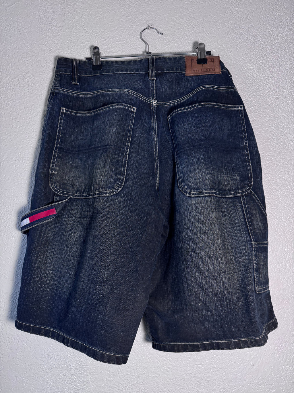 Y2K 2000s Tommy Hilfiger Baggy Shorts Size 33