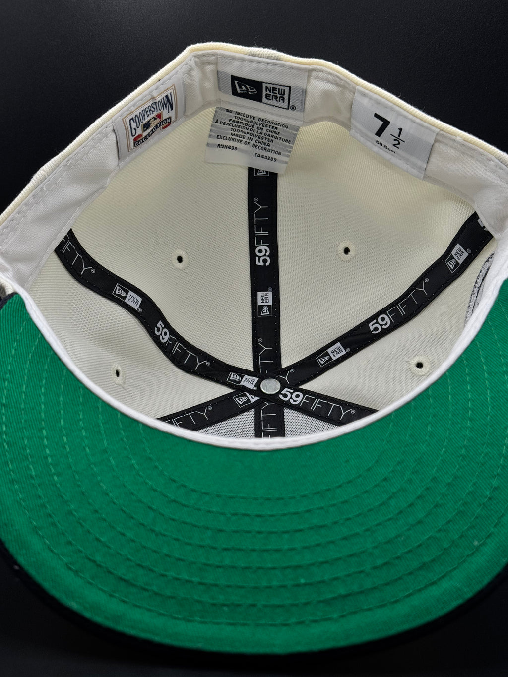 Twins Fitted 7 1/2