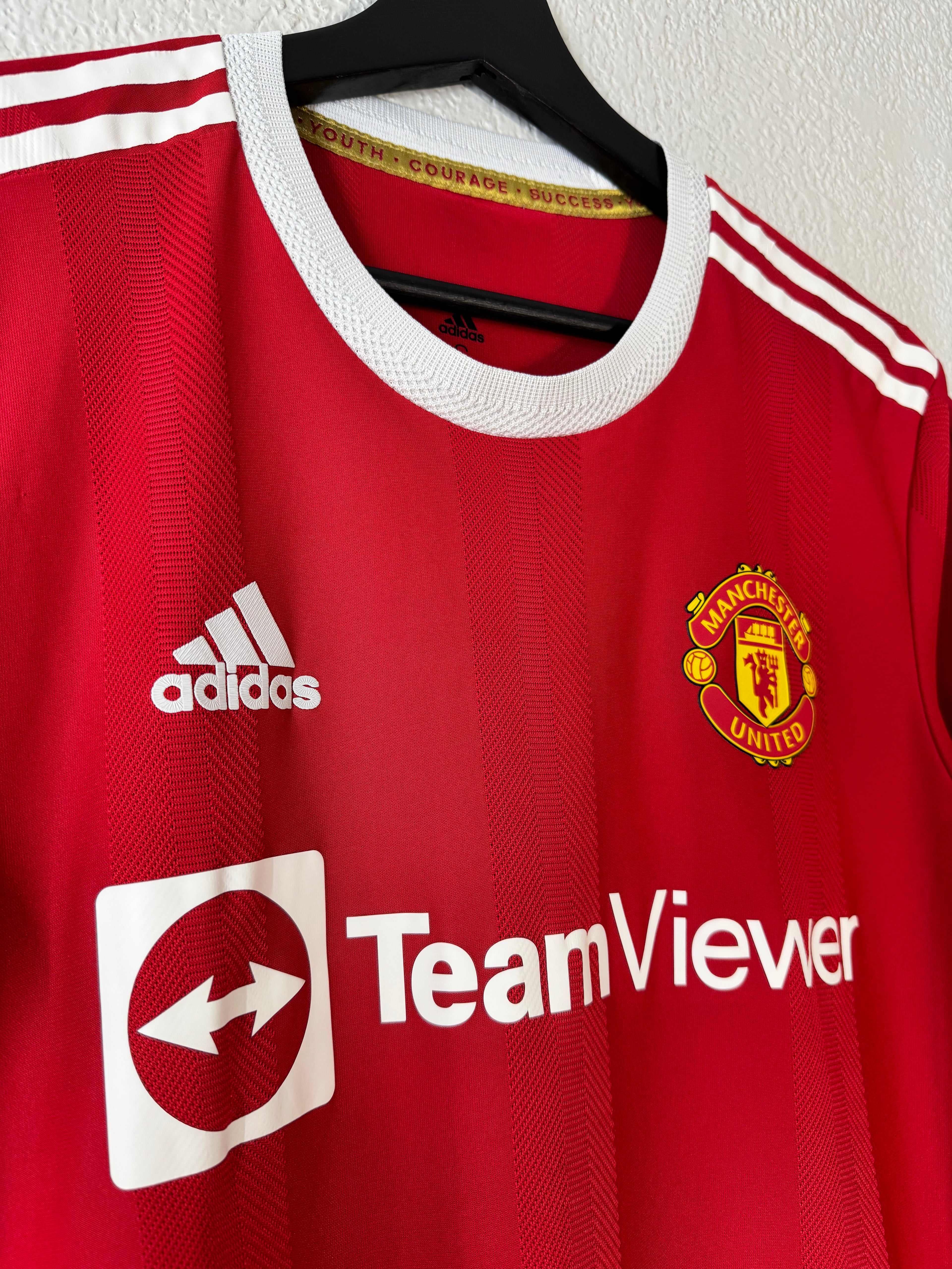 Adidas Manchester United 2021/22 Jersey Size Small