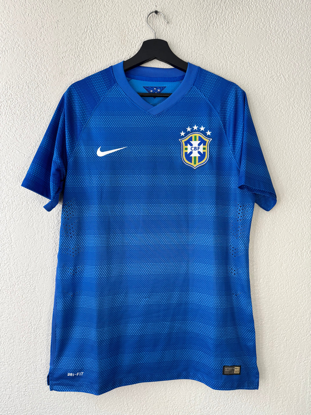 Nike BRAZIL 2014/15 Away Jersey Size Large
