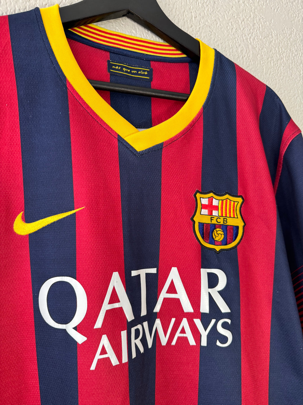 Nike FC Barcelona 2013/14 Home Soccer Jersey Size Medium