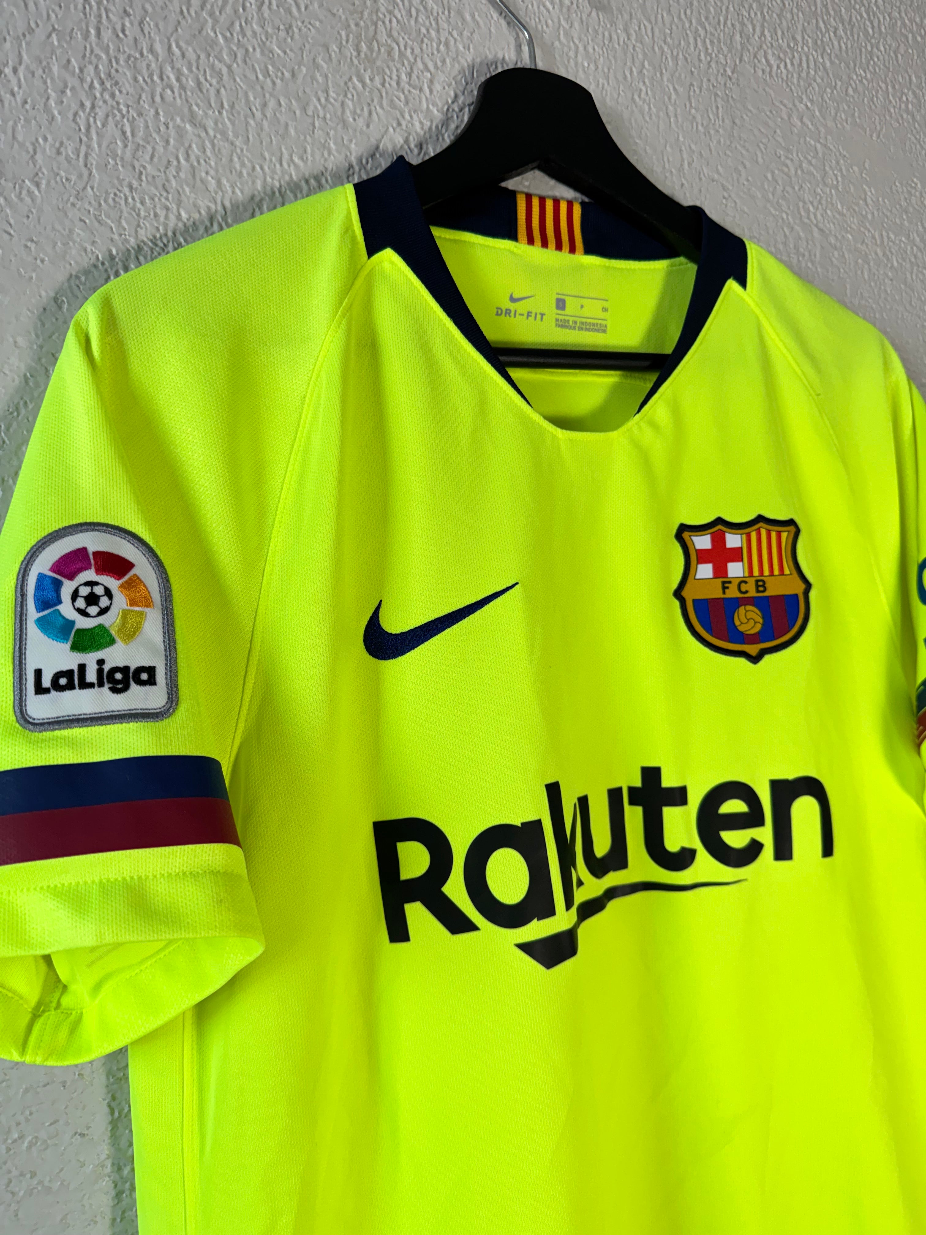 Nike Barcelona 2018/19 Away Soccer Jersey Size S