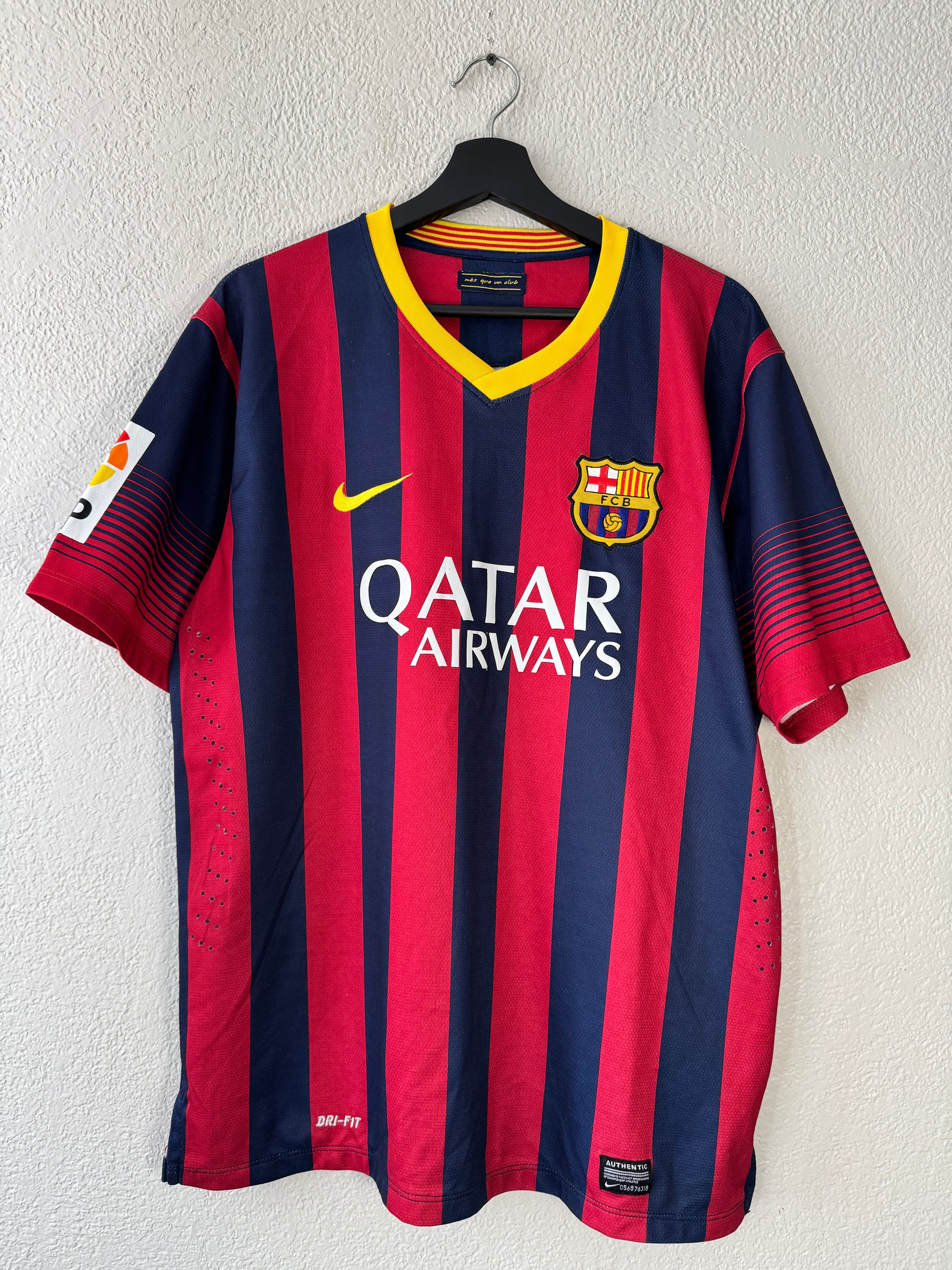 Nike FC Barcelona 2013/14 Home Soccer Jersey Size Medium