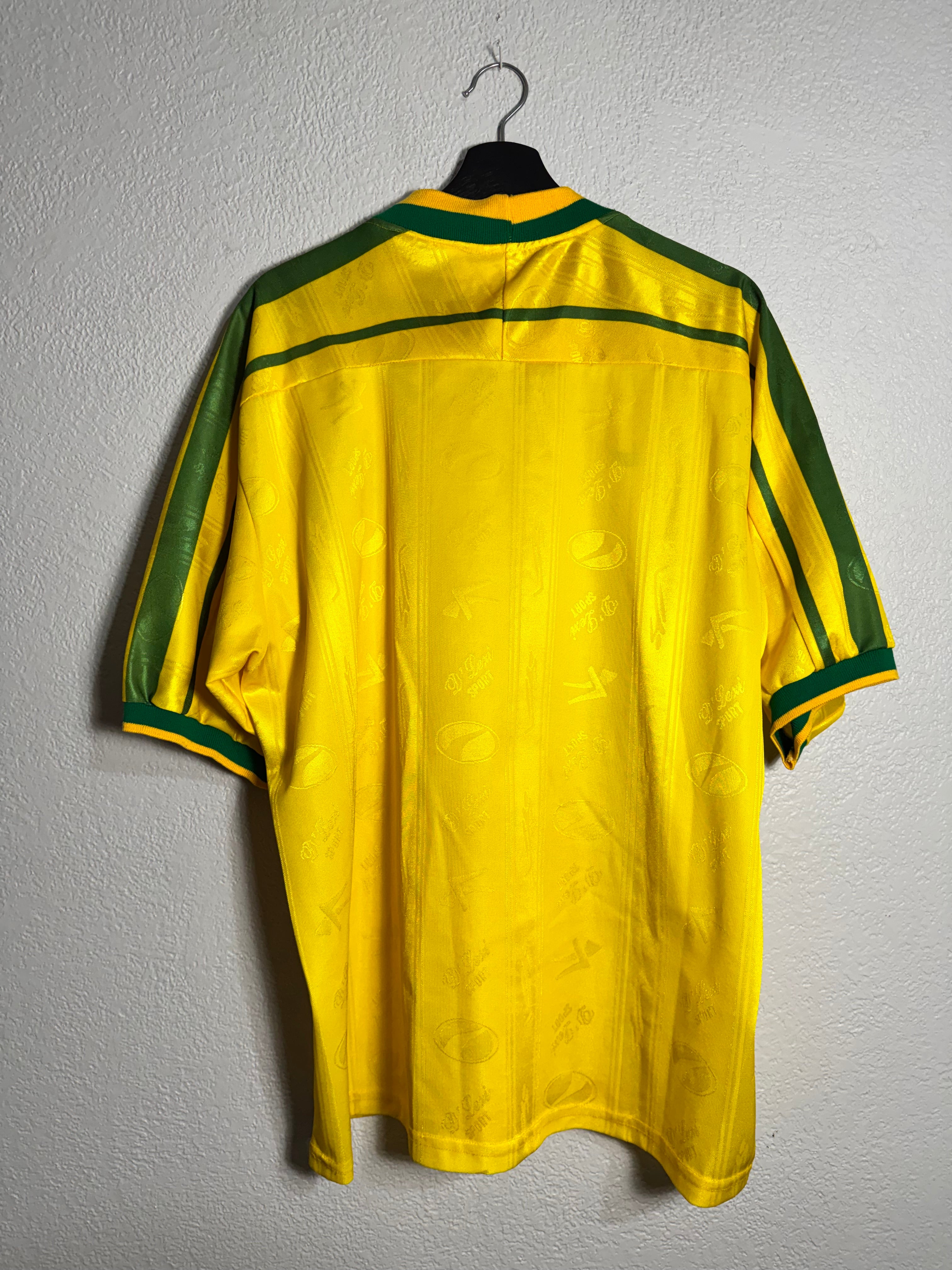 Vintage Mexican BOOT Brasil Jersey Size XL