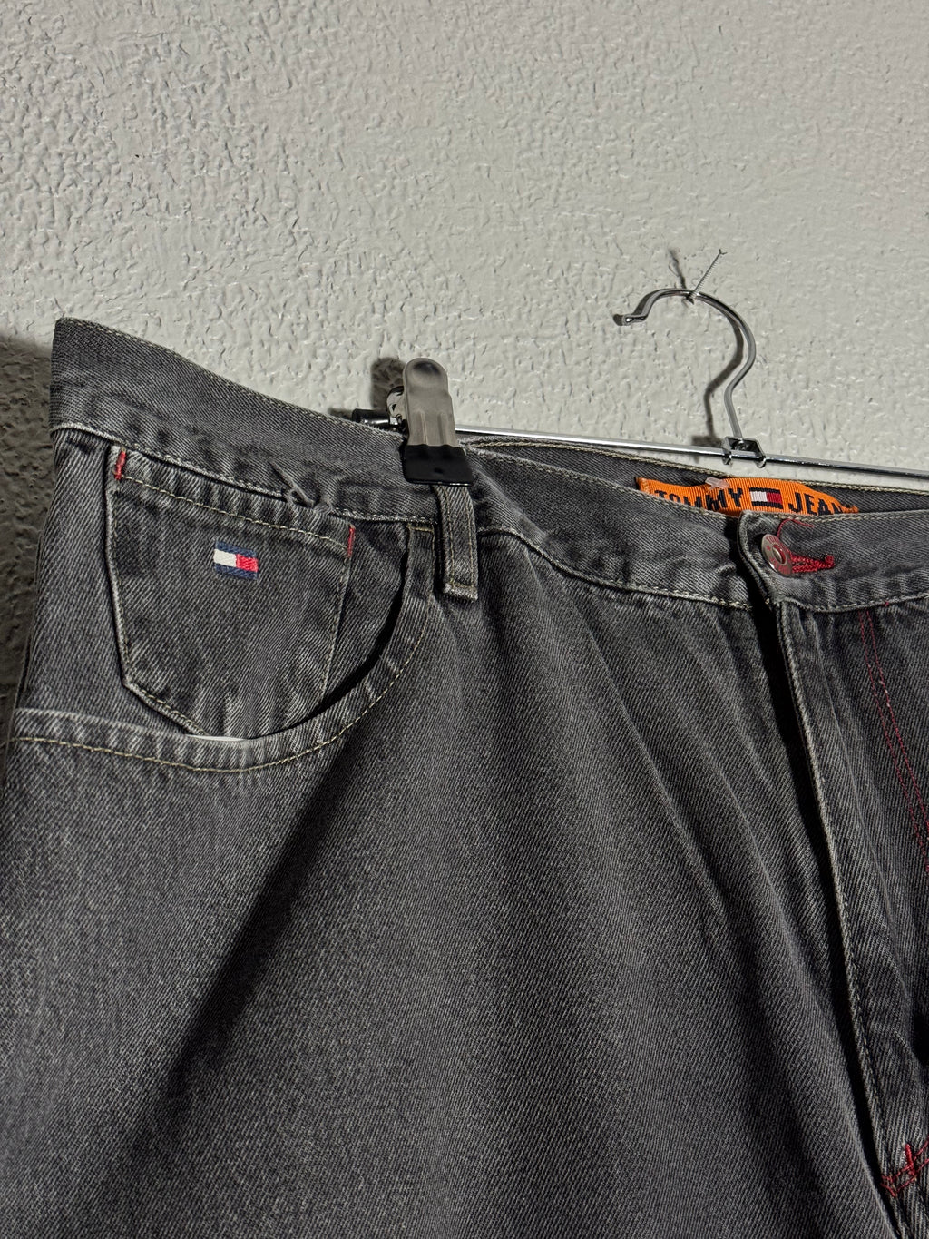 Vintage Tommy Hilfiger Carpenter Jeans Size 40x30 Baggy Wide Leg Hammer Loop