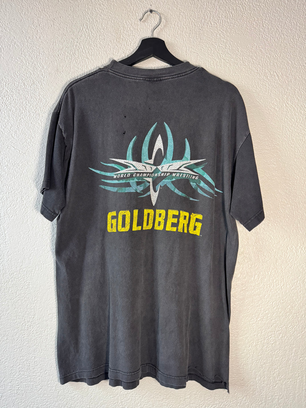 Goldberg 1999 WCW Black Distressed Vintage 90s Wrestling Double Sided Size Large
