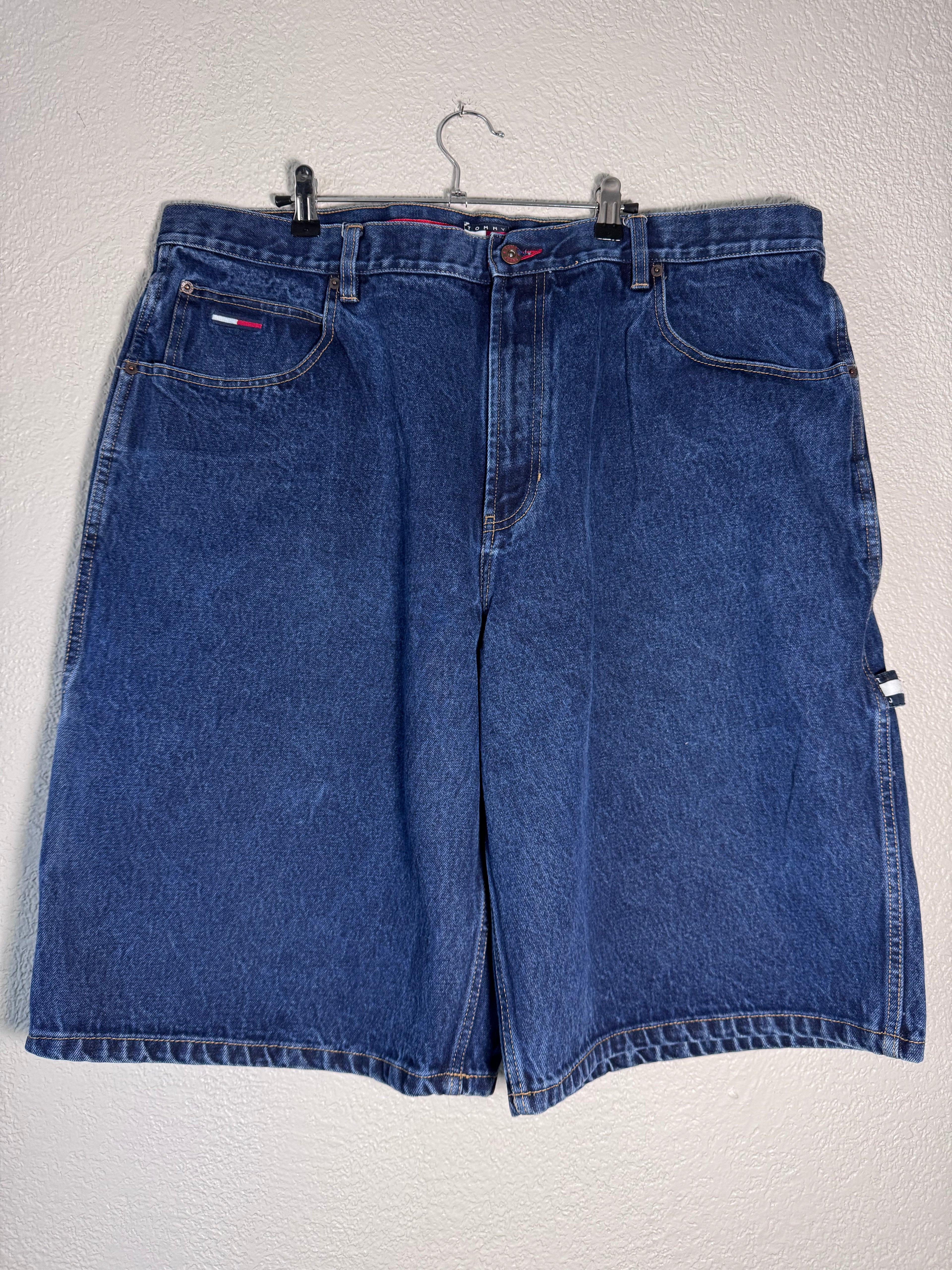 Vtg/Y2K Tommy Hilfiger Baggy Jean Shorts Size 42