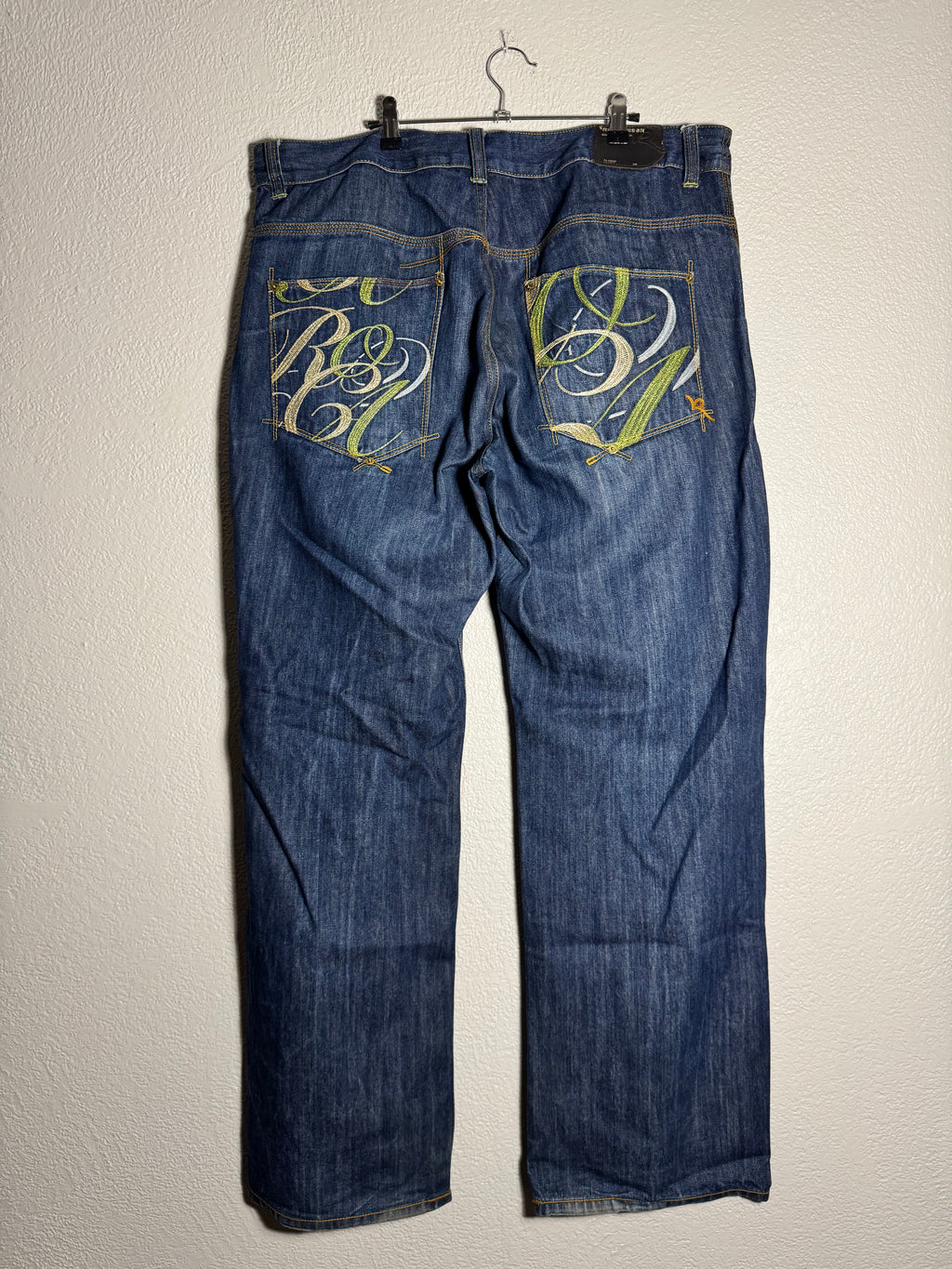 Y2K Baggy Rocawear Jeans Size 40