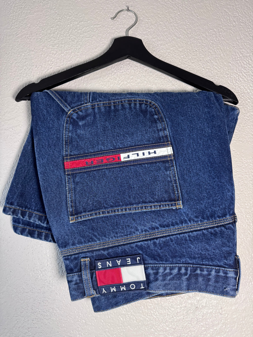 Vtg/Y2K Tommy Hilfiger Baggy Jean Shorts Size 42