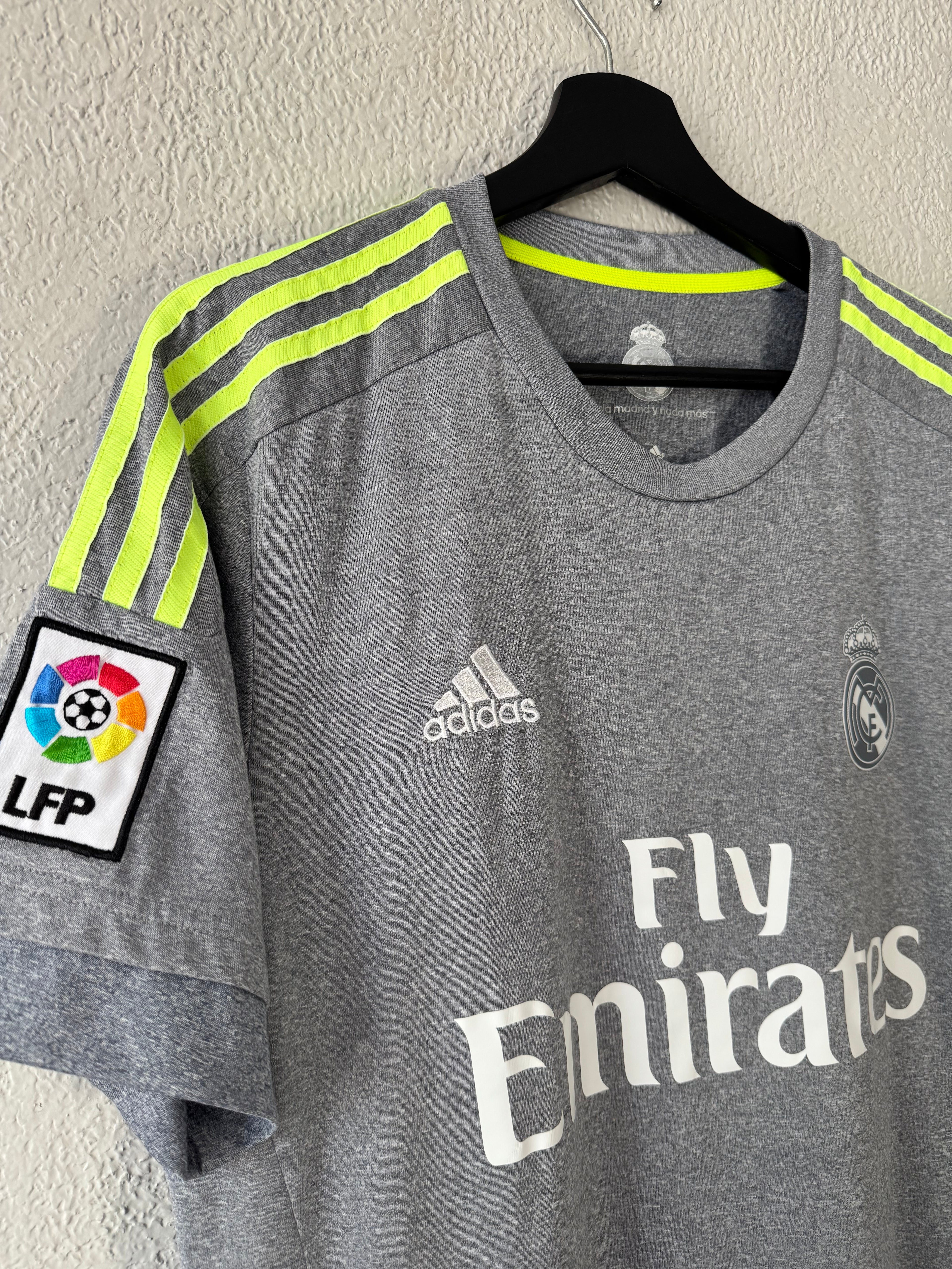 Adidas Real Madrid 2015/16 Gareth Bale Away Jersey Size Large