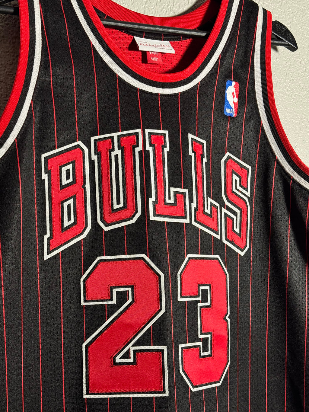 Chicago Bulls Mitchell & Ness Michael Jordan Jersey