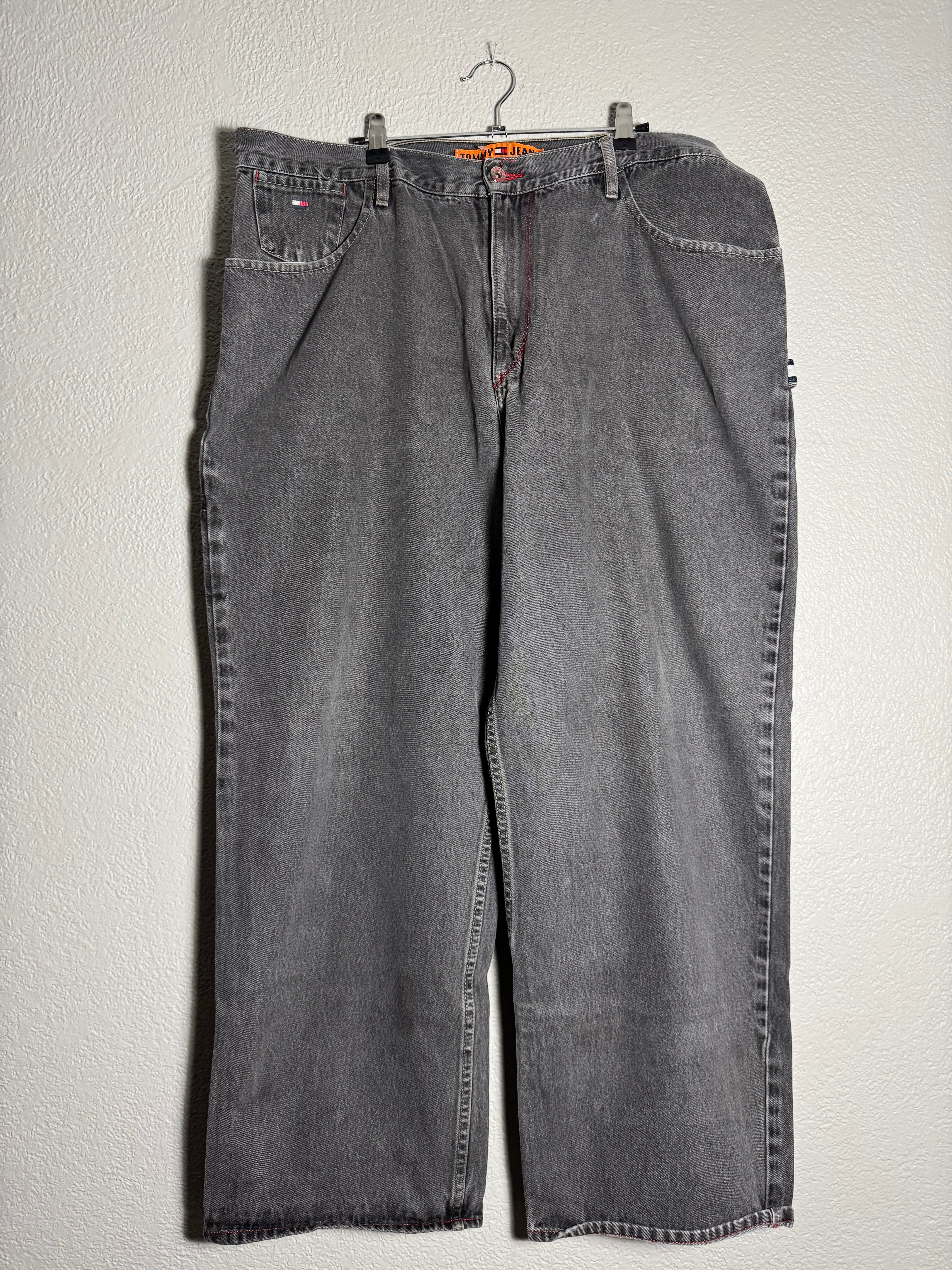 Vintage Tommy Hilfiger Carpenter Jeans Size 40x30 Baggy Wide Leg Hammer Loop