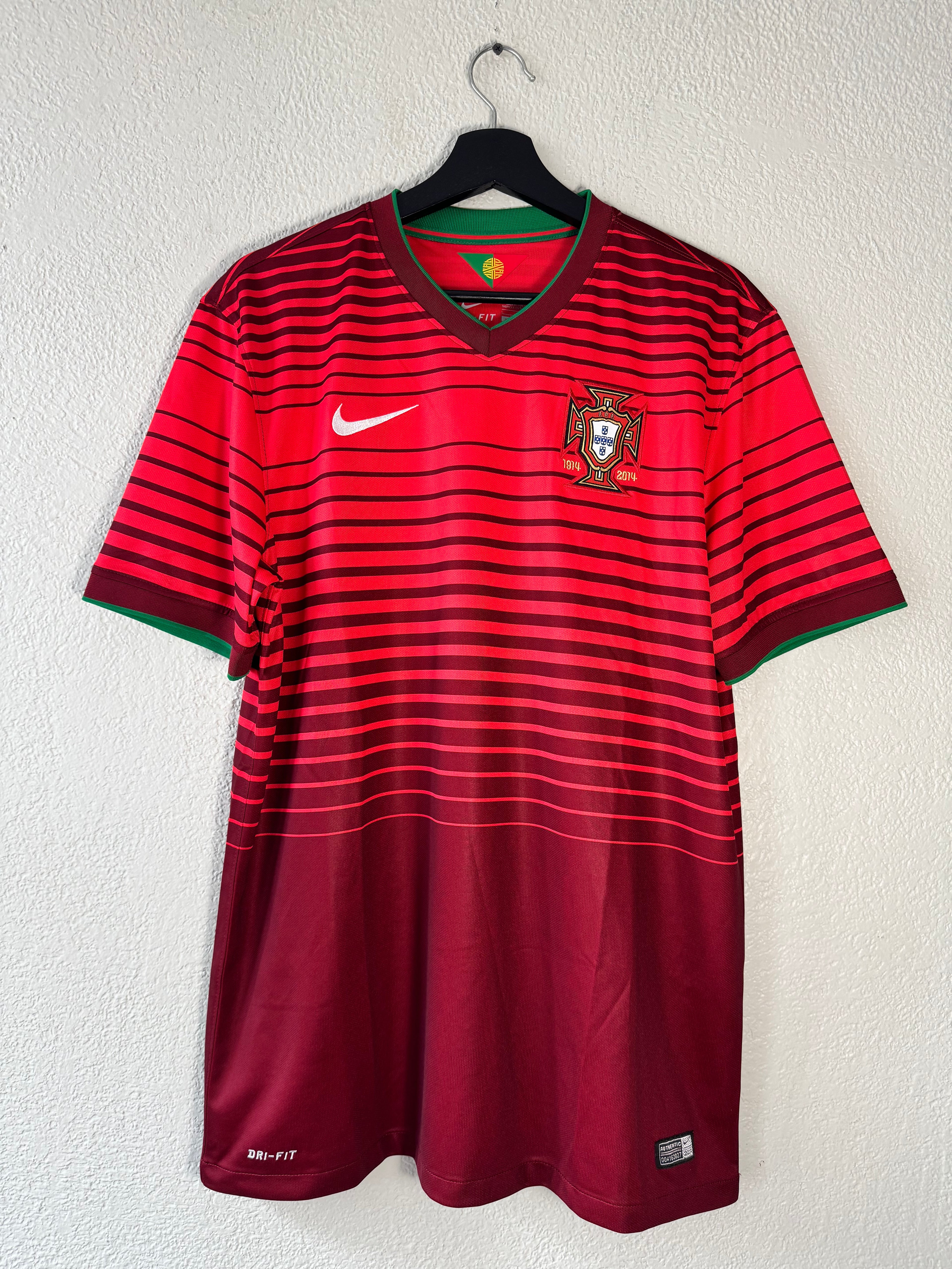 Nike Portugal 2014/15 Home Jersey Size Large
