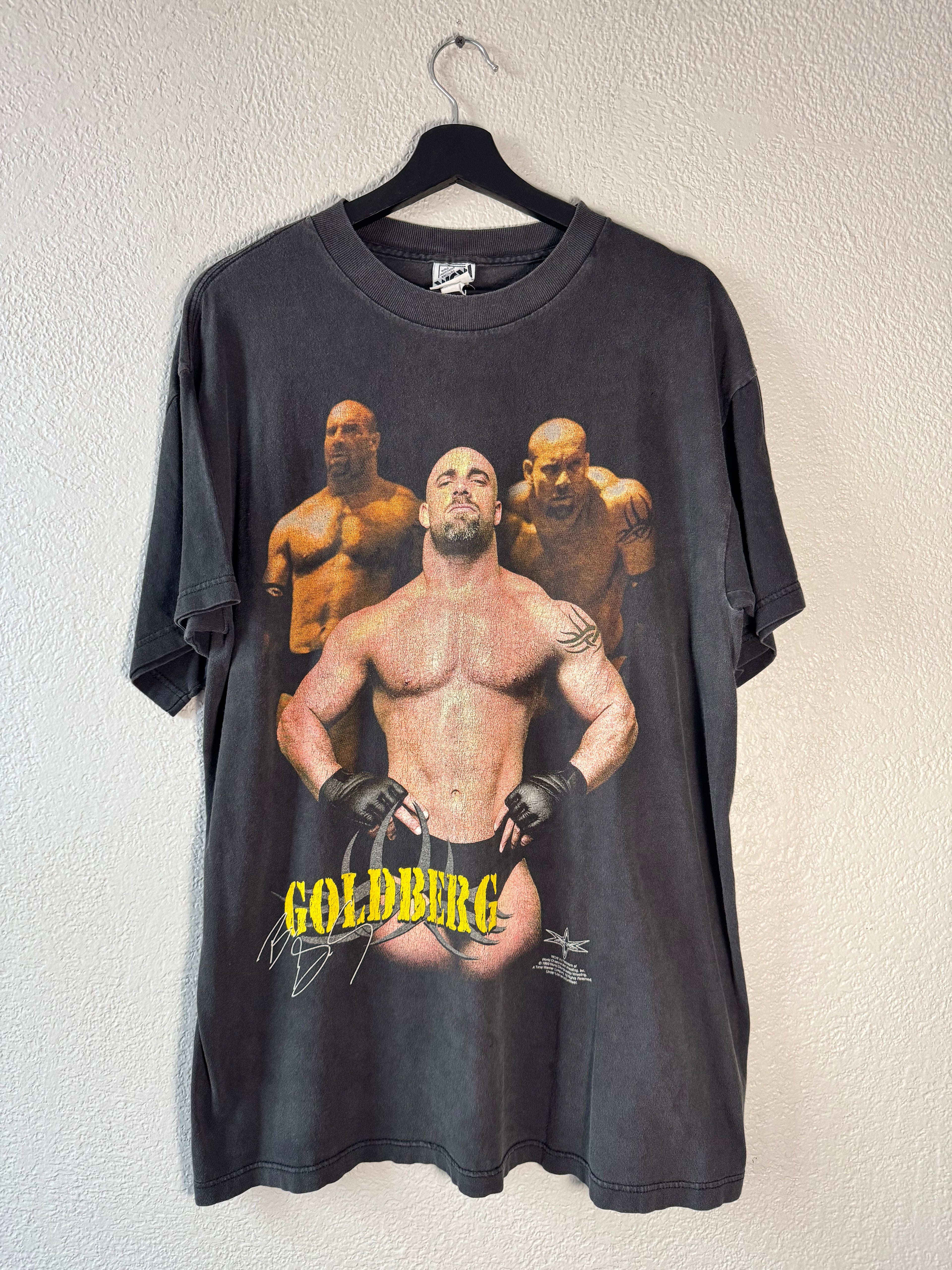Goldberg 1999 WCW Black Distressed Vintage 90s Wrestling Double Sided Size Large