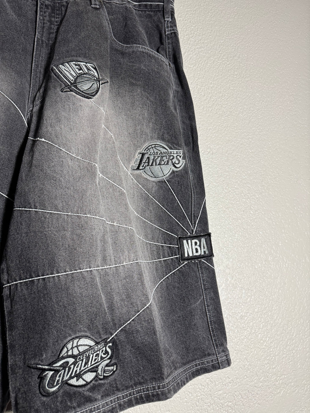 NBA PATCH BAGGY JORTS