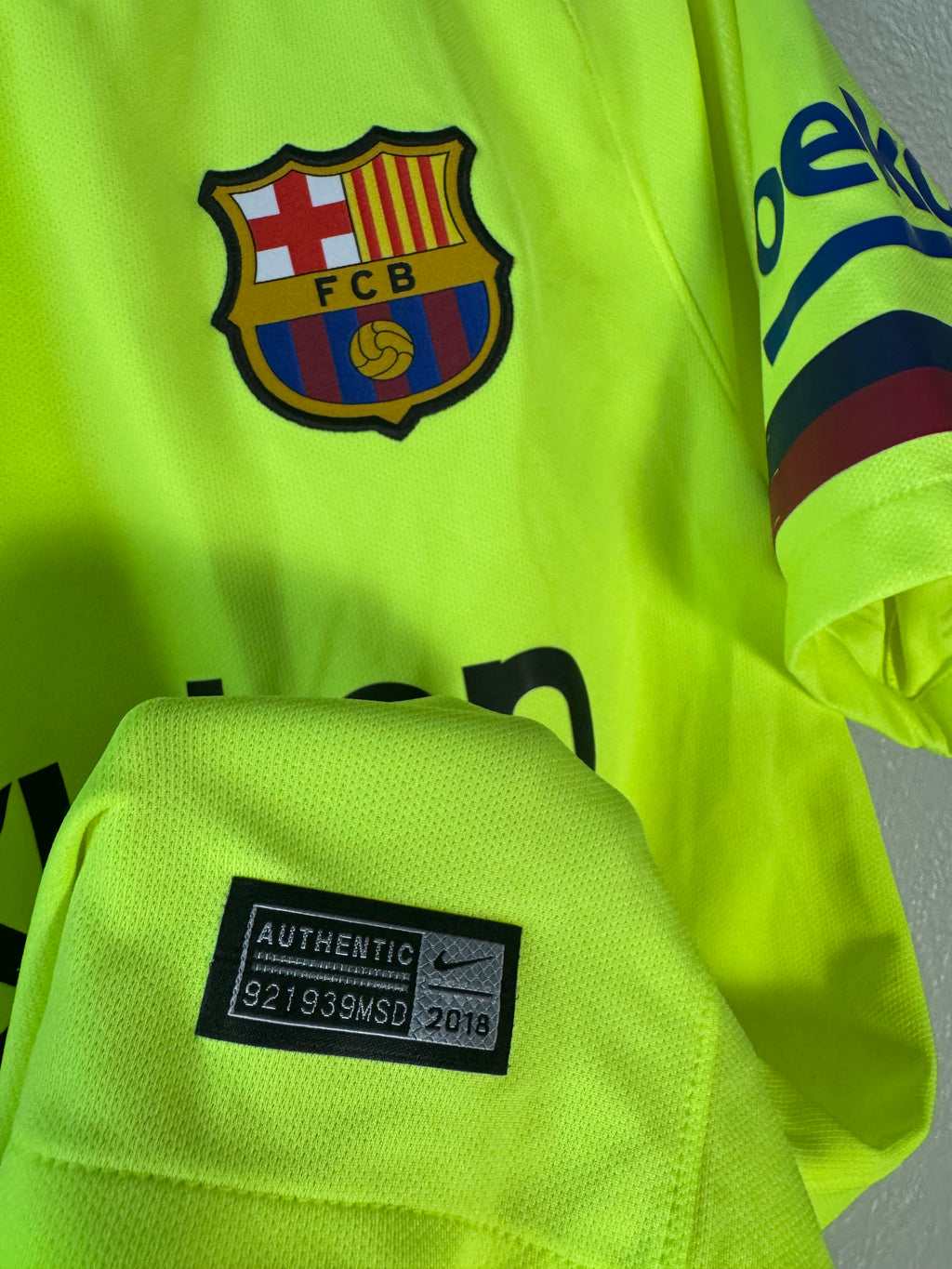 Nike Barcelona 2018/19 Away Soccer Jersey Size S