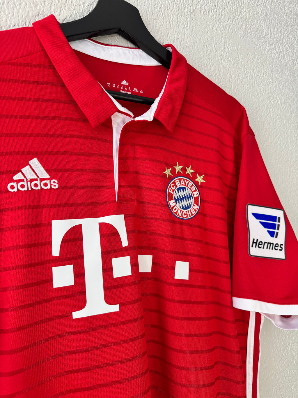 Adidas Bayern Munich Home 2016/17 Arturo Vidal Jersey Size XL
