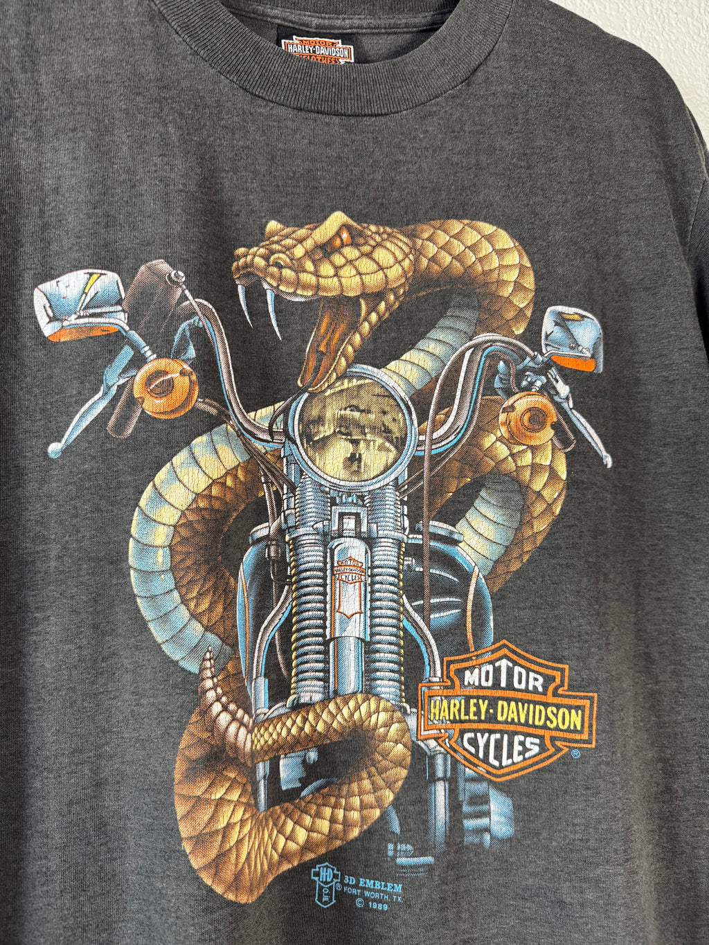 80s Harley Davidson 3D Emblem 1989 Rattlesnake Motorcycle Biker T-Shirt Size Medium
