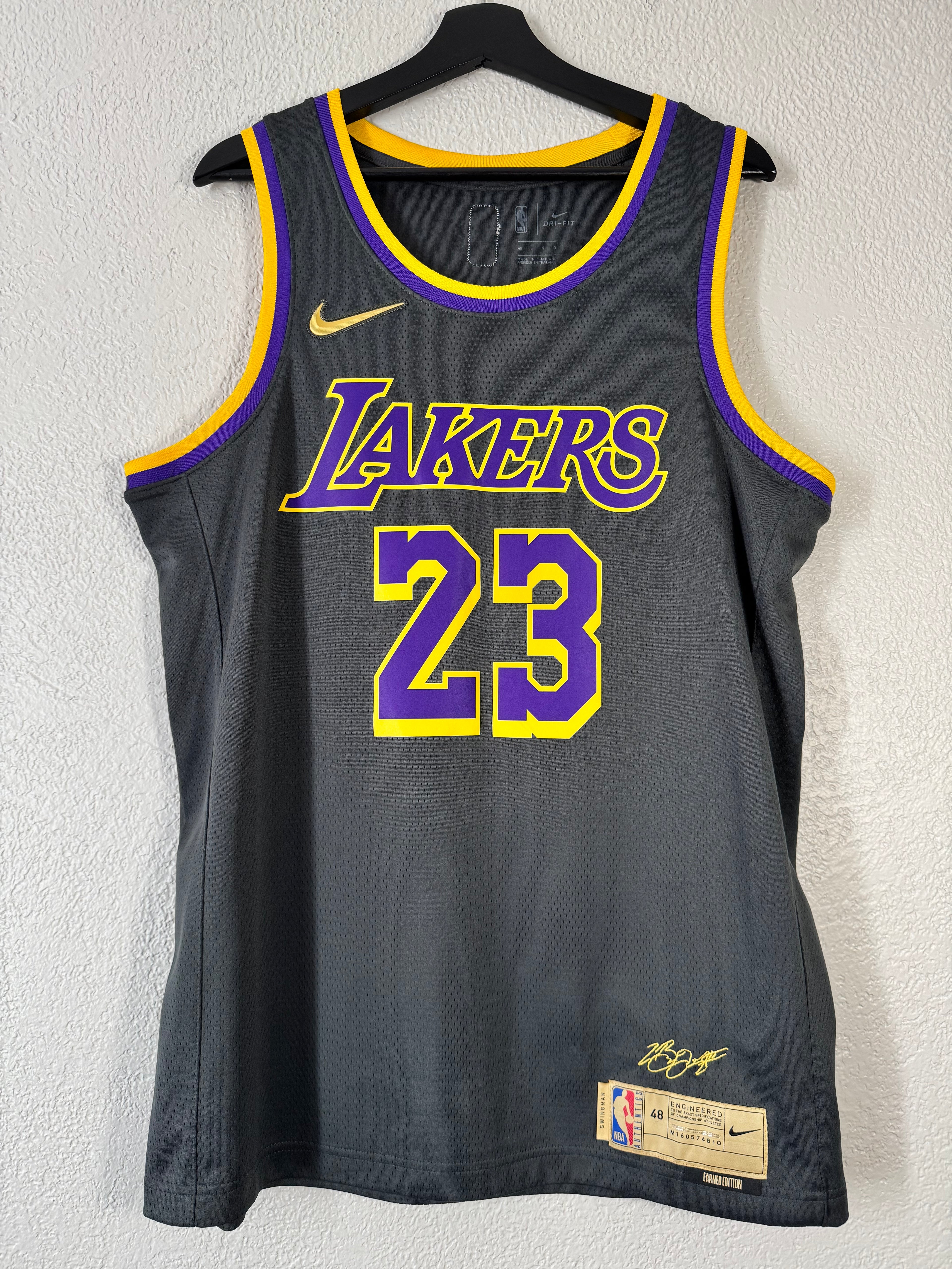 Los Angeles Lakers LeBron James Earned Edition Swingman Jersey Size Large