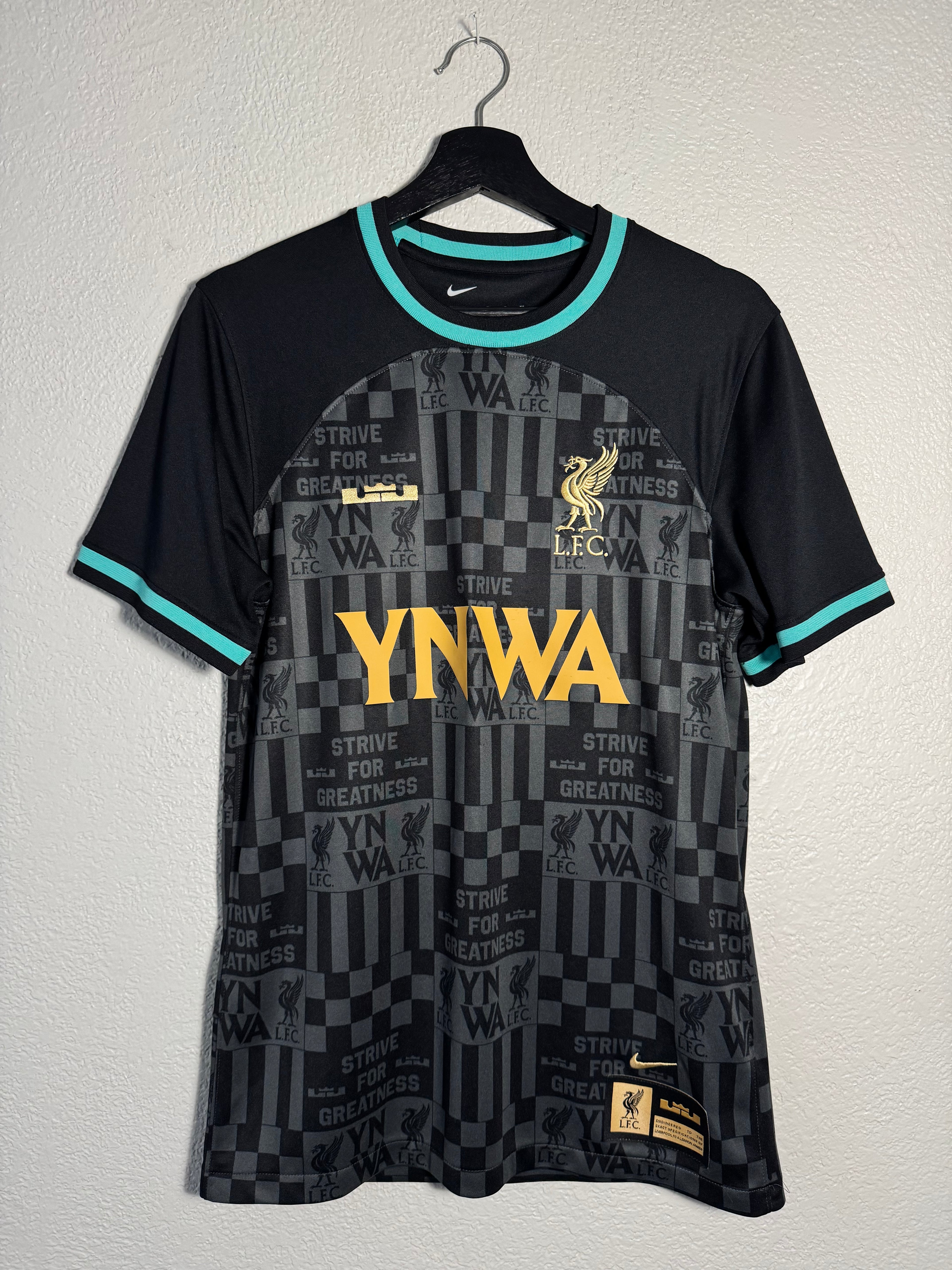 Nike LeBron x Liverpool FC Stadium Jersey Size Small