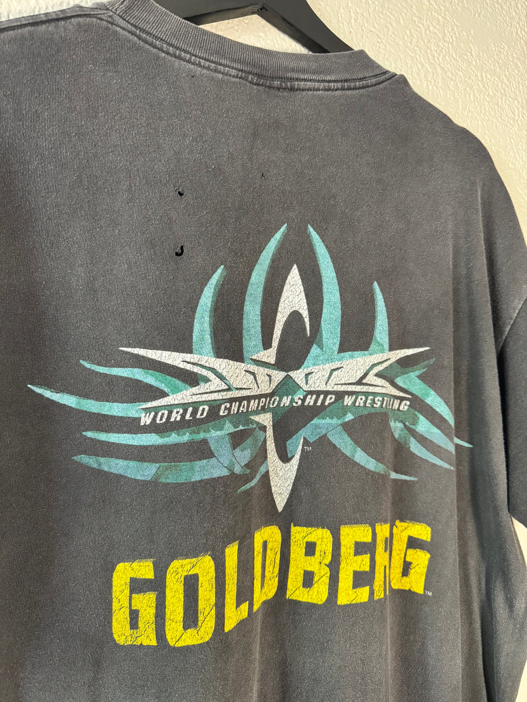 Goldberg 1999 WCW Black Distressed Vintage 90s Wrestling Double Sided Size Large