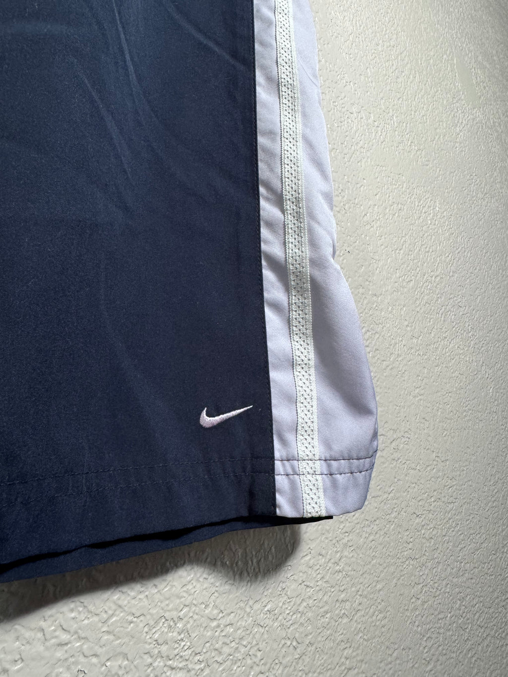 Nike Women Navy/Lavender Size M
