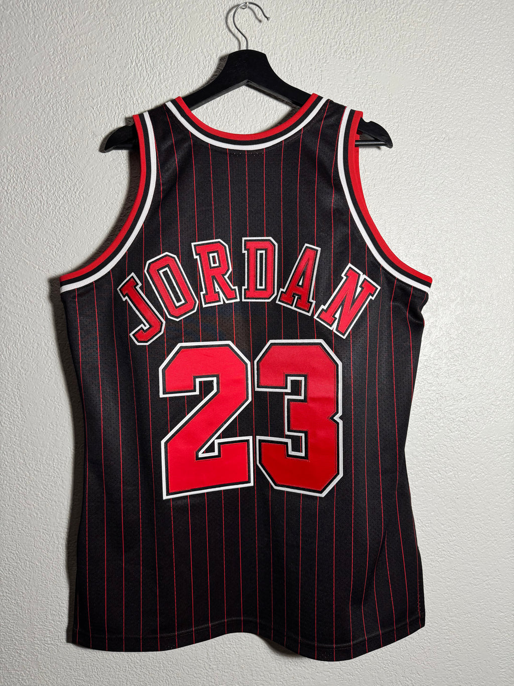 Chicago Bulls Mitchell & Ness Michael Jordan Jersey