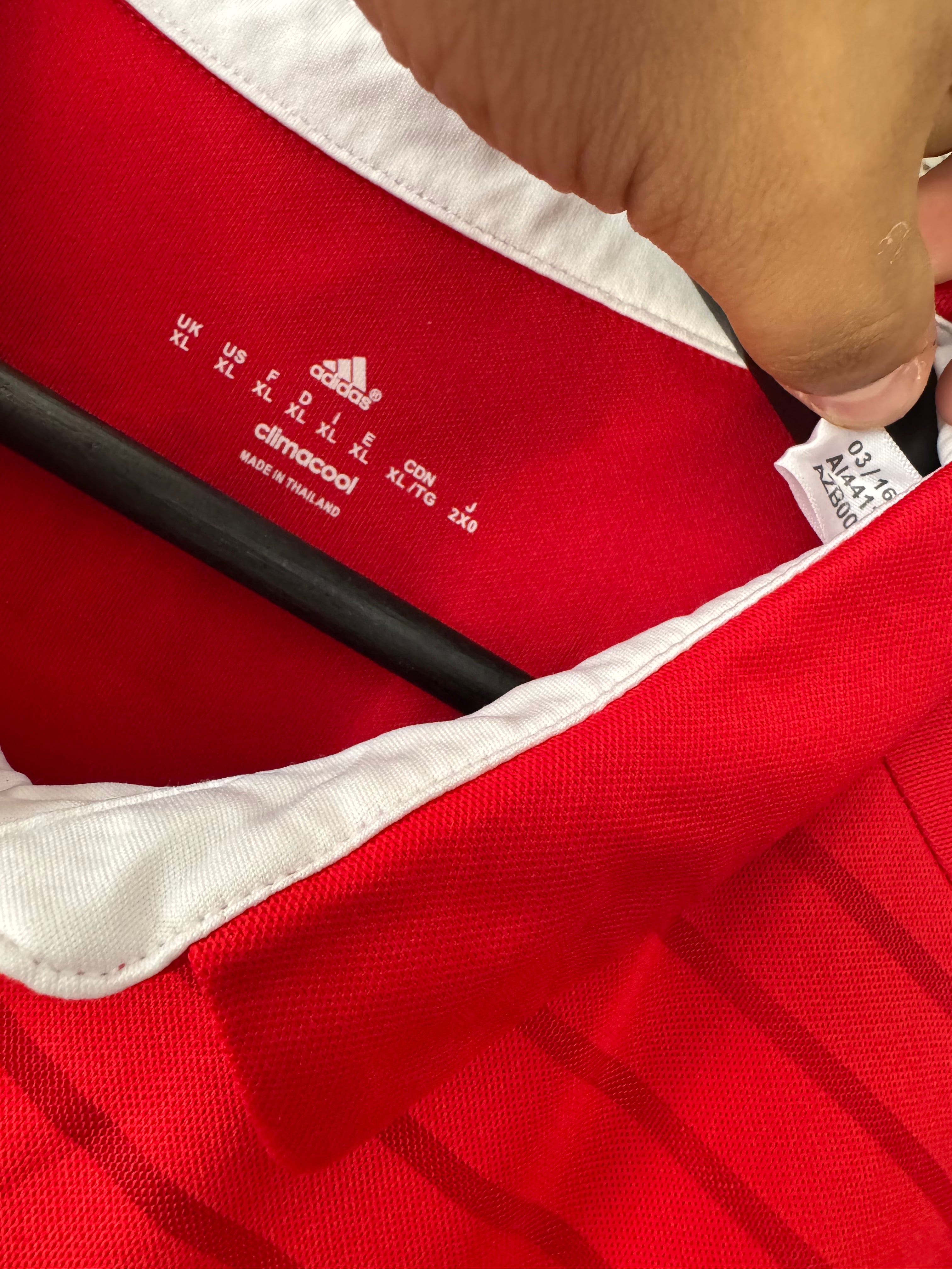 Adidas Bayern Munich Home 2016/17 Arturo Vidal Jersey Size XL