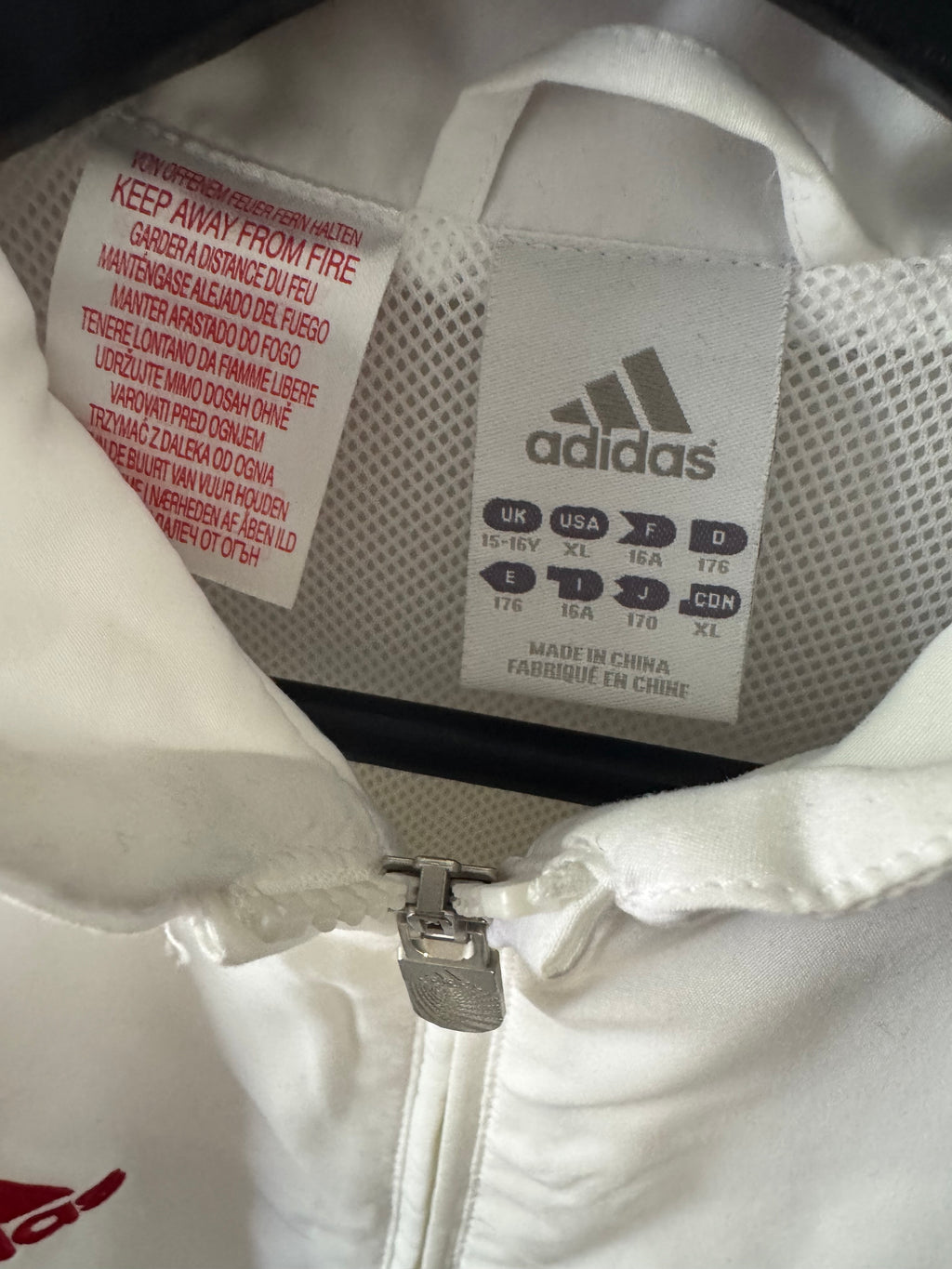 ADIDAS SPAIN 2010 VINTAGE TRAINING FOOTBALL JACKET WHITE SOCCER JACKET ZIP SIZE XL