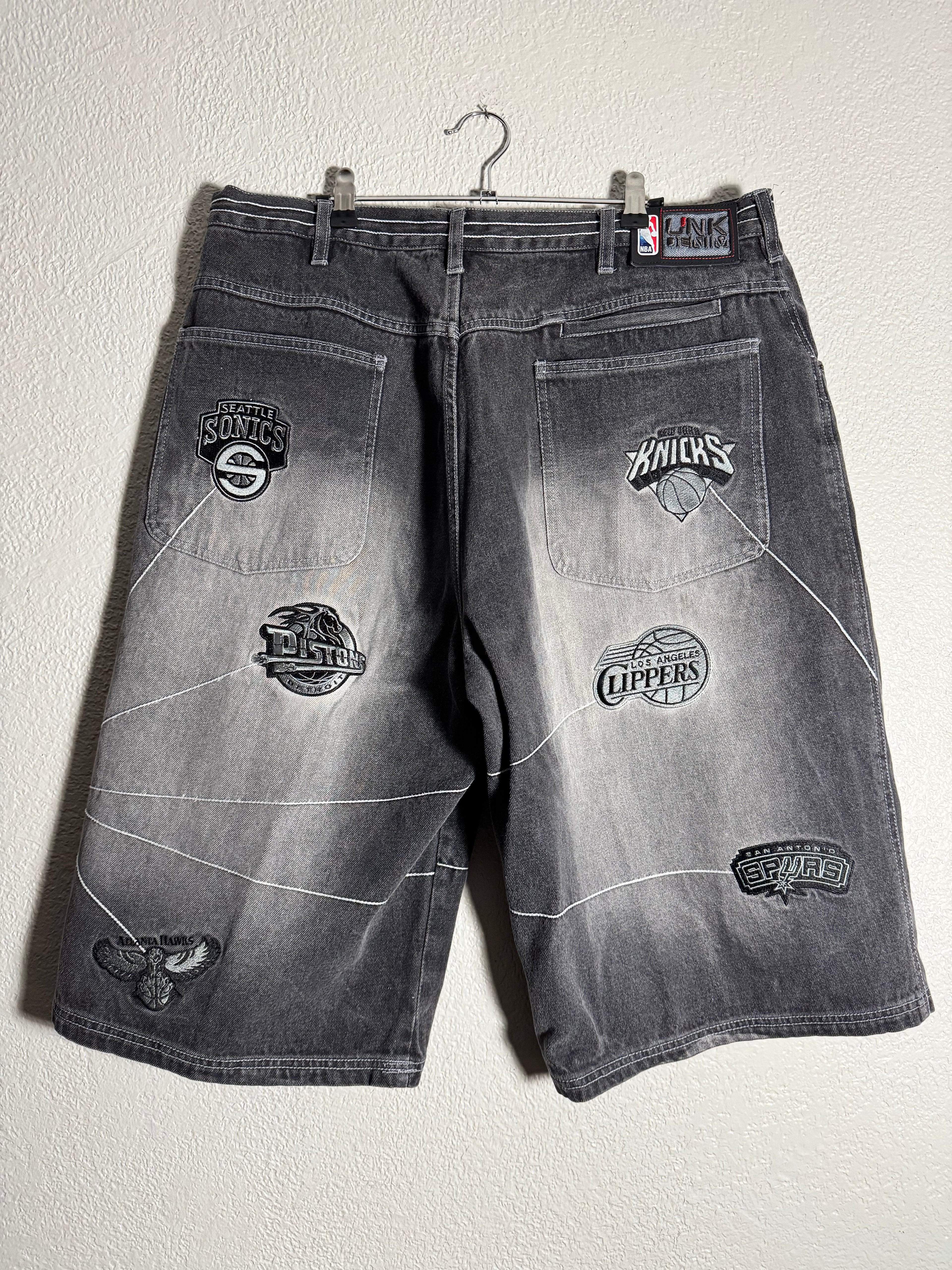 NBA PATCH BAGGY JORTS