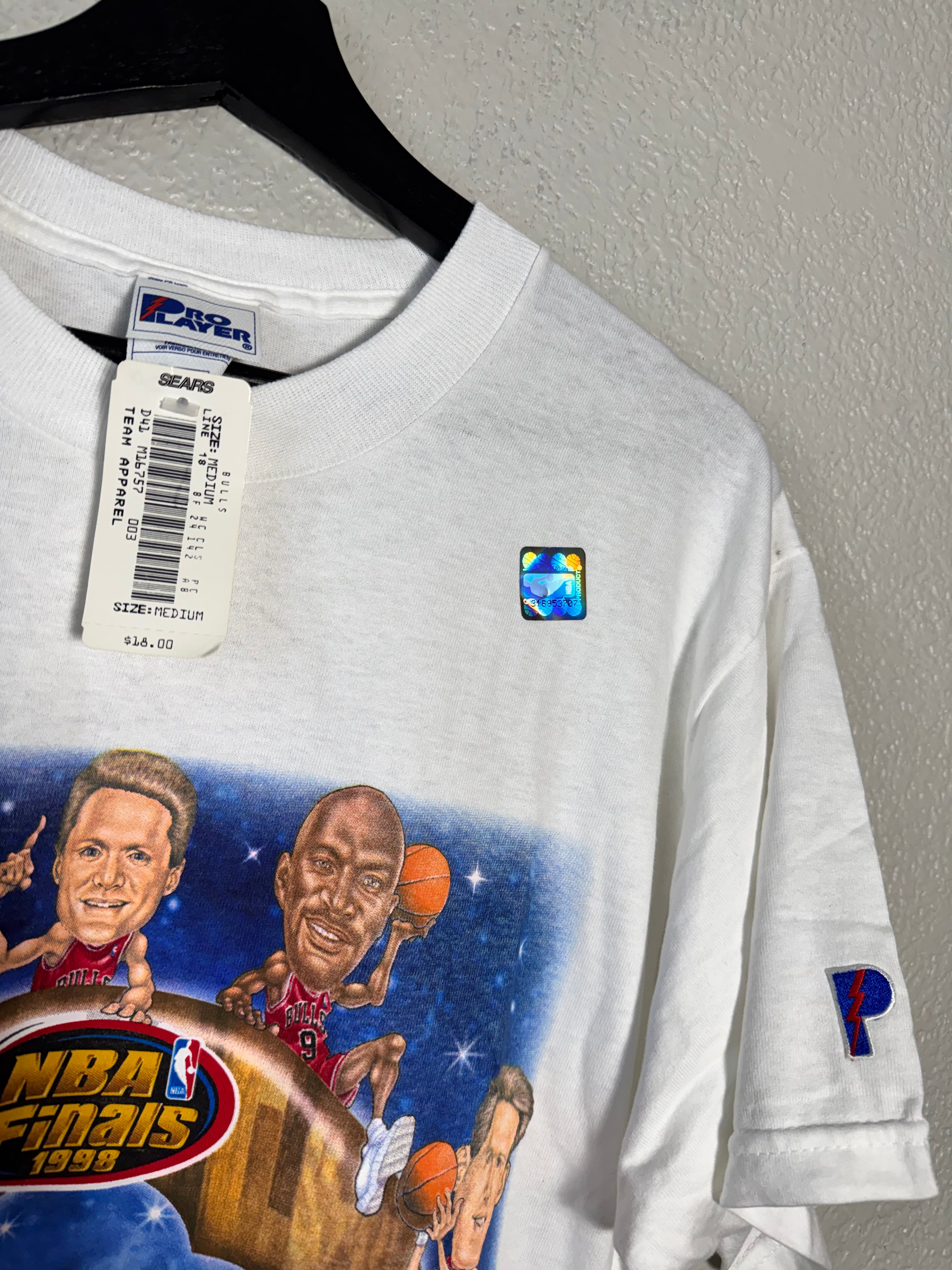 (NEW) Pro Player 1998 Chicago Bulls 6 Time Champions Caricature Shirt Size Medium