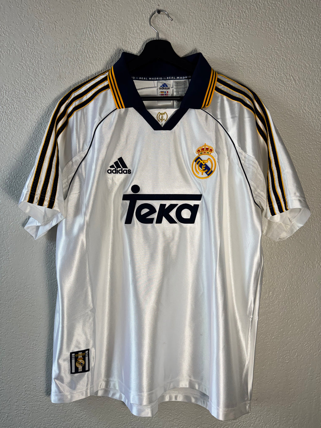 REAL MADRID JERSEY REISSUE HOME FOOTBALL SHIRT 1998 - 2000 ADIDAS JERSEY SIZE LARGE