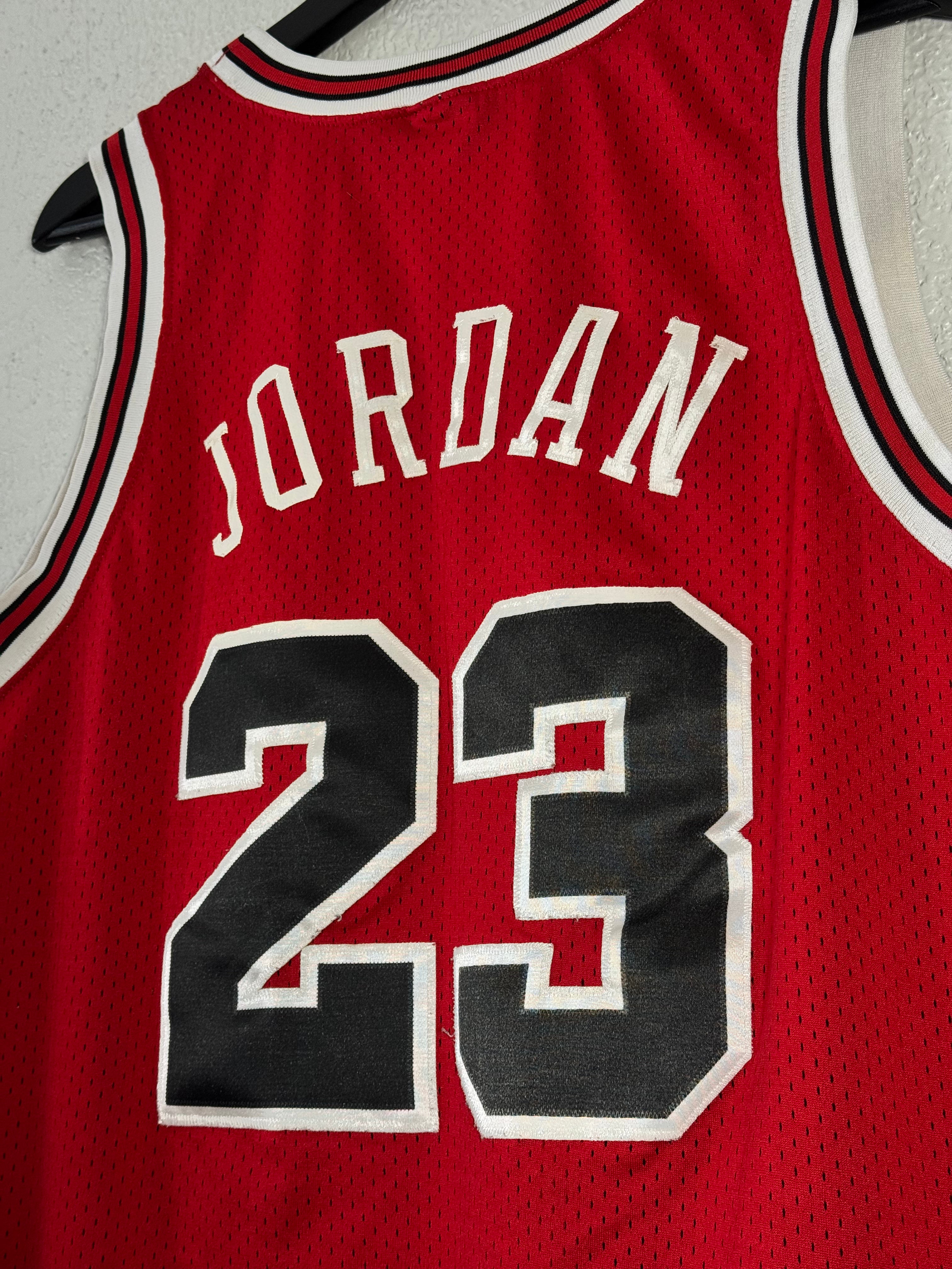 Vintage Nike Chicago Bulls Michael Jordan Jersey Size XL