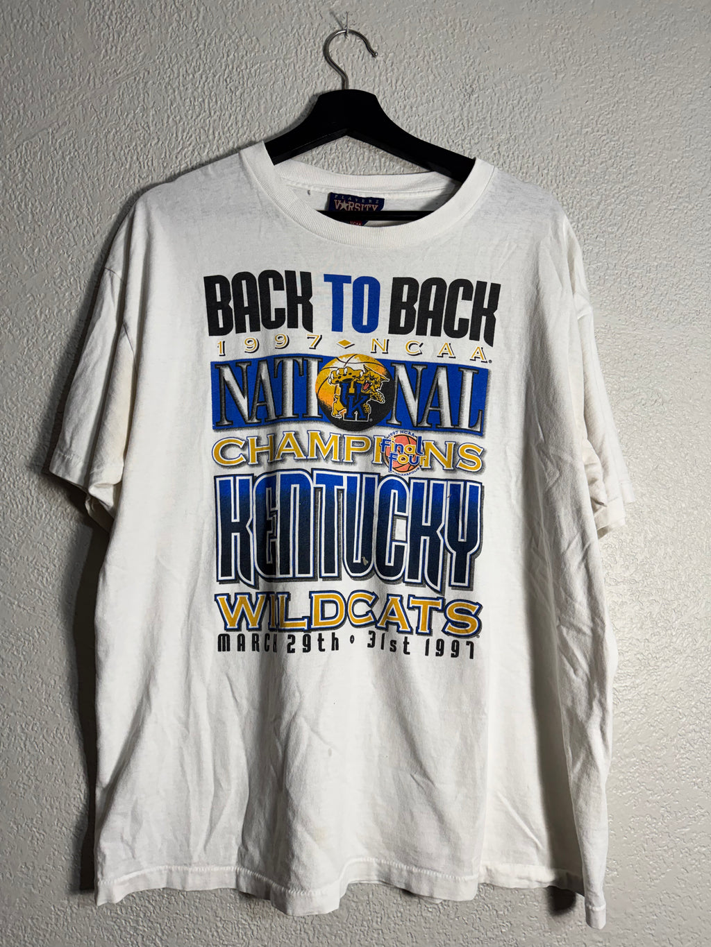 Vintage 1997 Kentucky Wildcats Single-Stitch Shirt Size XL