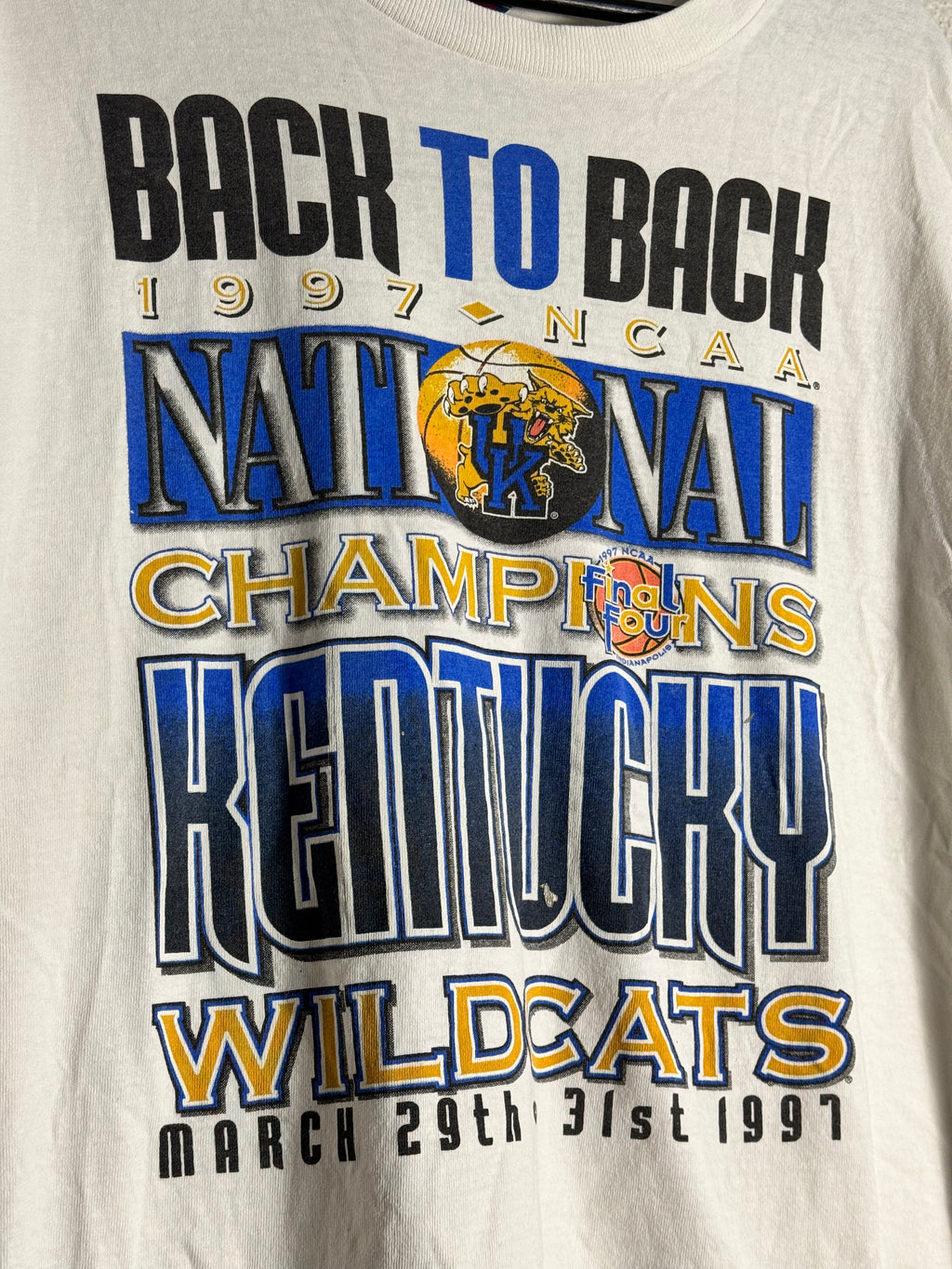Vintage 1997 Kentucky Wildcats Single-Stitch Shirt Size XL