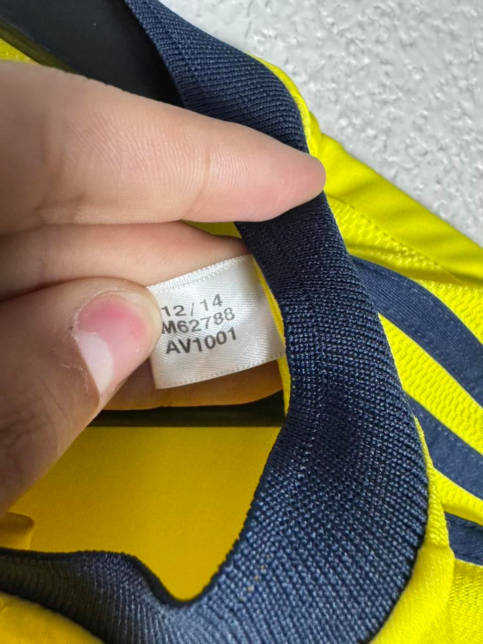 Adidas Colombia 2014 Jersey Size Large