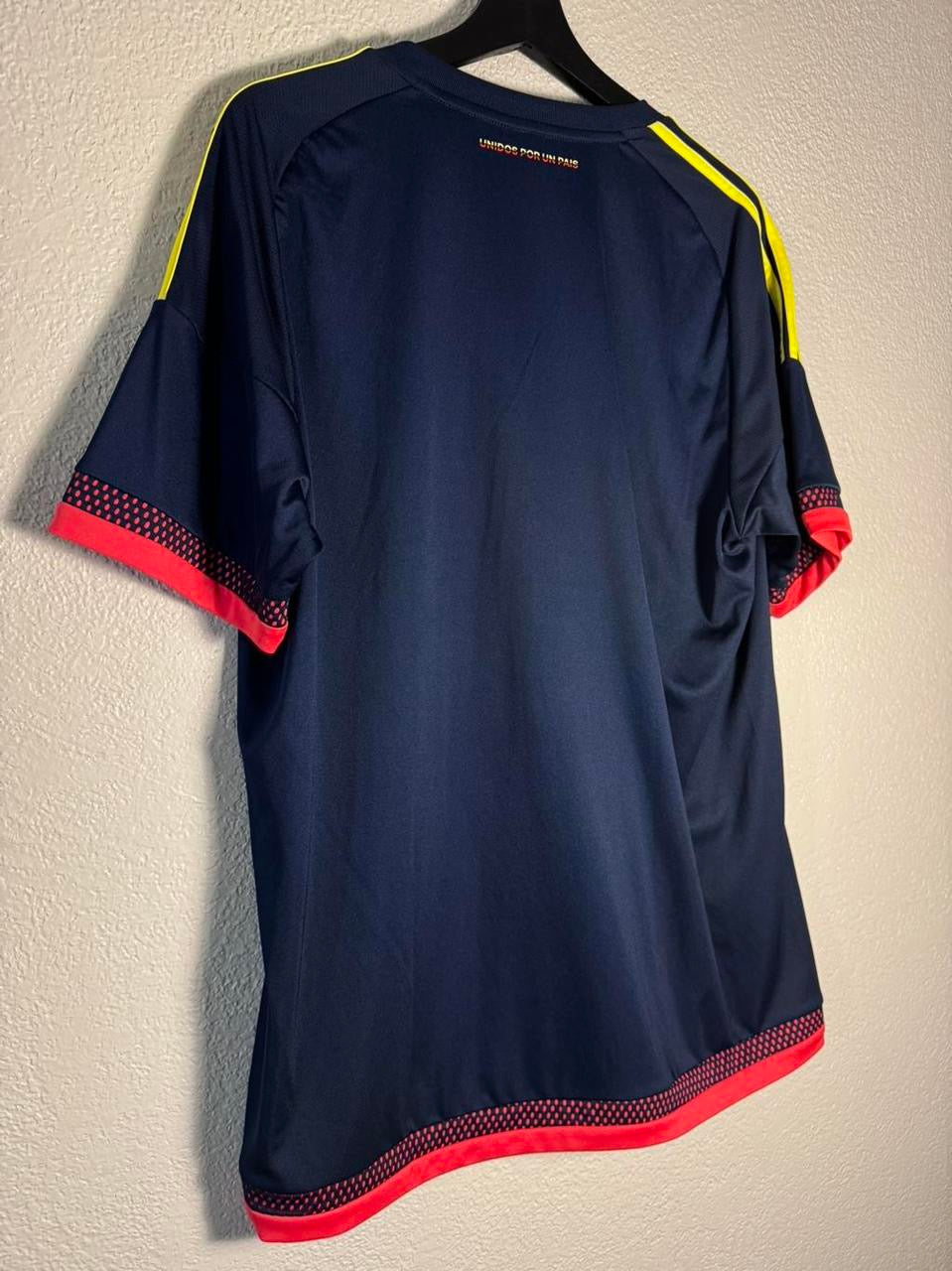 Adidas Colombia 2015 Jersey Size Large