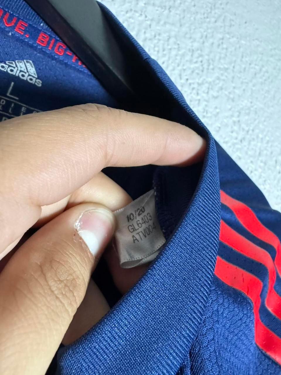 Adidas Chicago Fire 2021/2022 Authentic Jersey Size Large