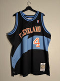 Mitchell & Ness Cleveland Cavaliers Shawn Kemp 1997-98 Swingman Jersey #4 Size 2XL