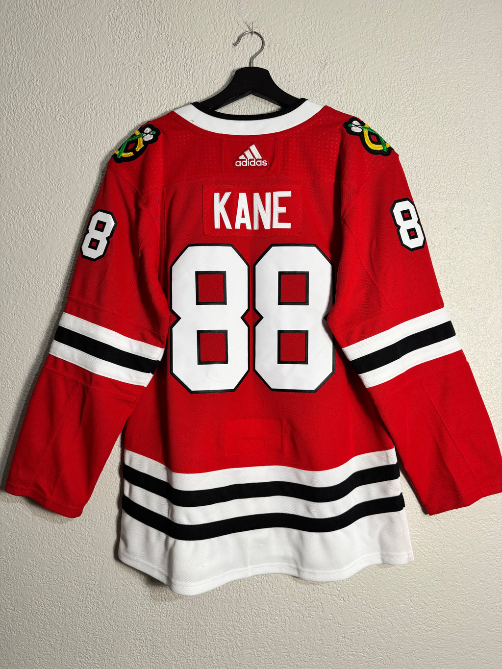 Adidas Chicago Blackhawks Patrick Kane Jersey Size USA 44 Size Small