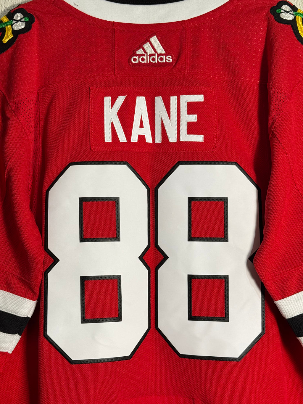 Adidas Chicago Blackhawks Patrick Kane Jersey Size USA 44 Size Small