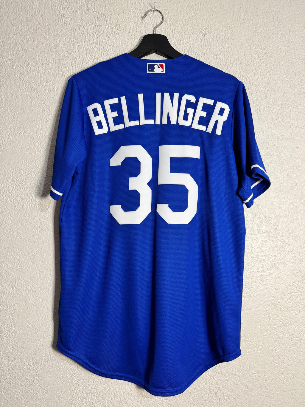 Nike Los Angeles Dodgers Cody Bellinger #35 Baseball Jersey XL