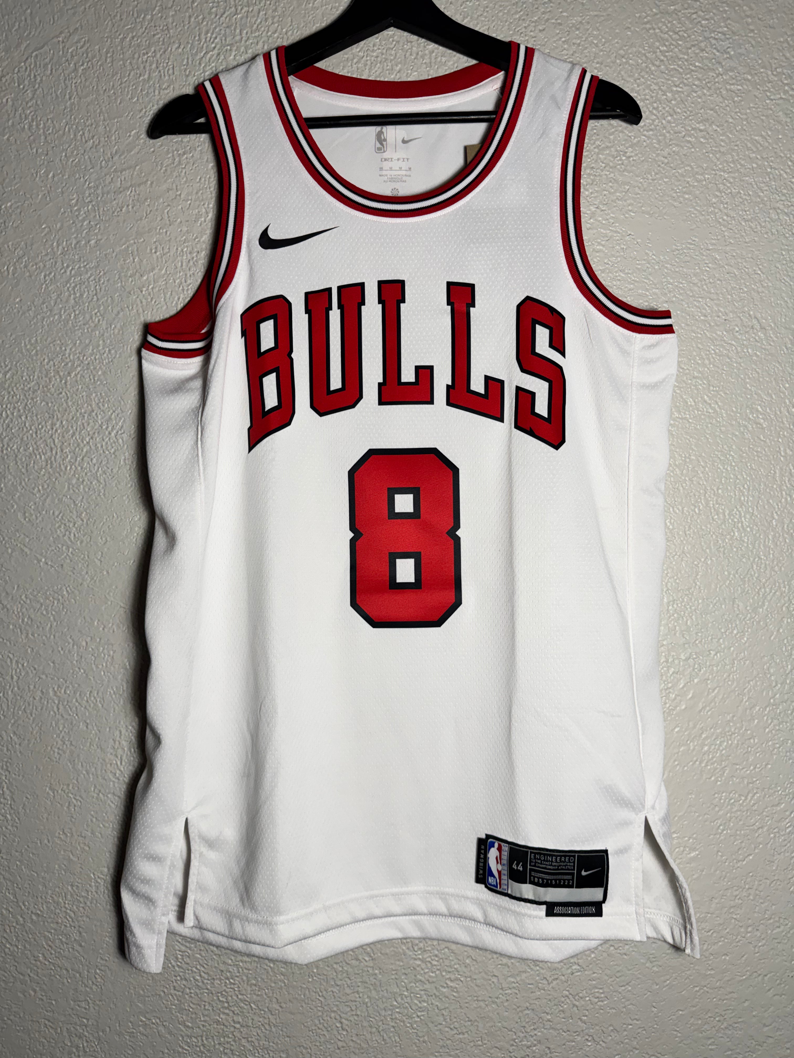 (NEW) Nike Chicago Bulls Lavine Jersey Size M