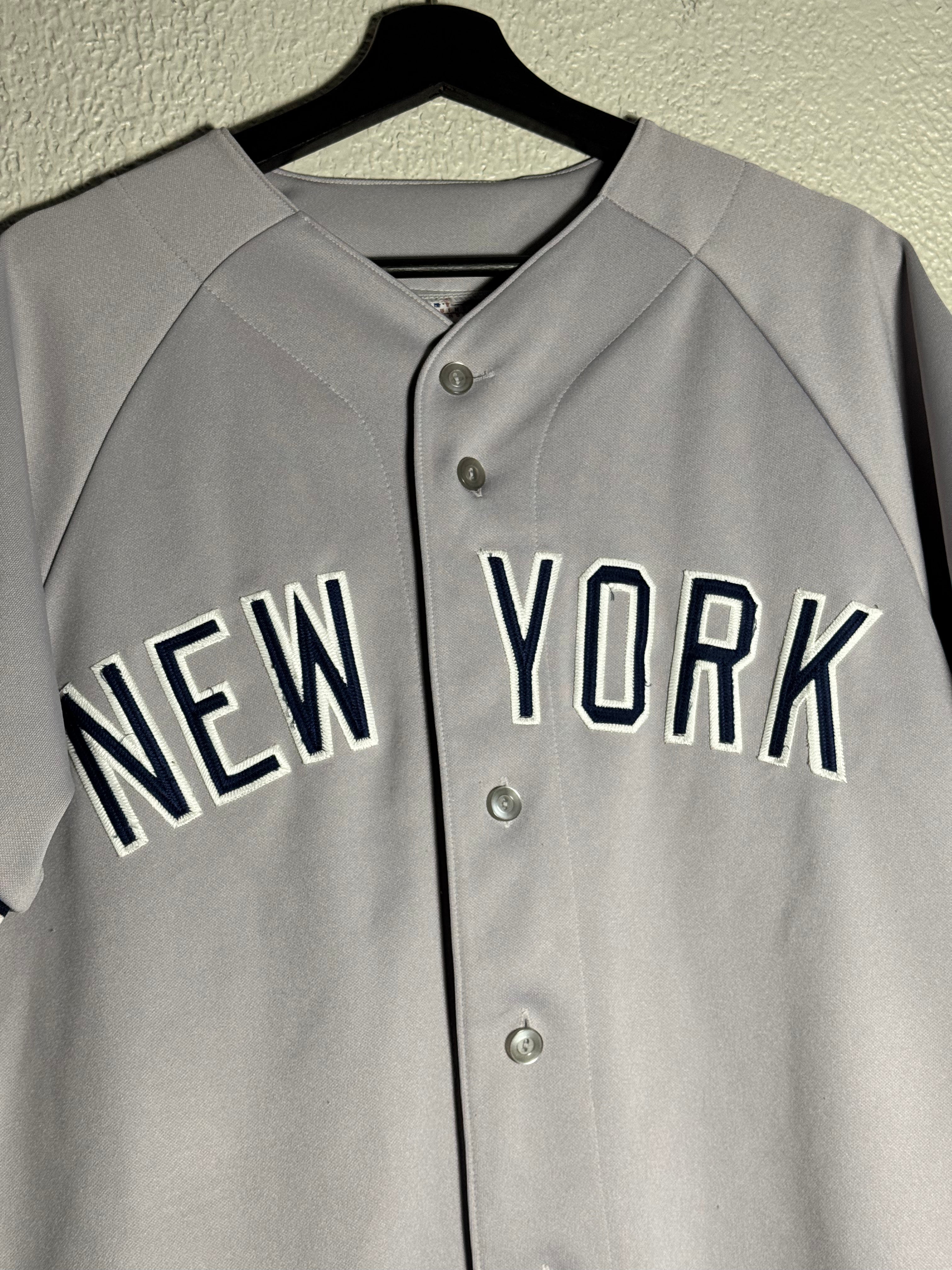 Majestic  New York Yankees Jersey Size M